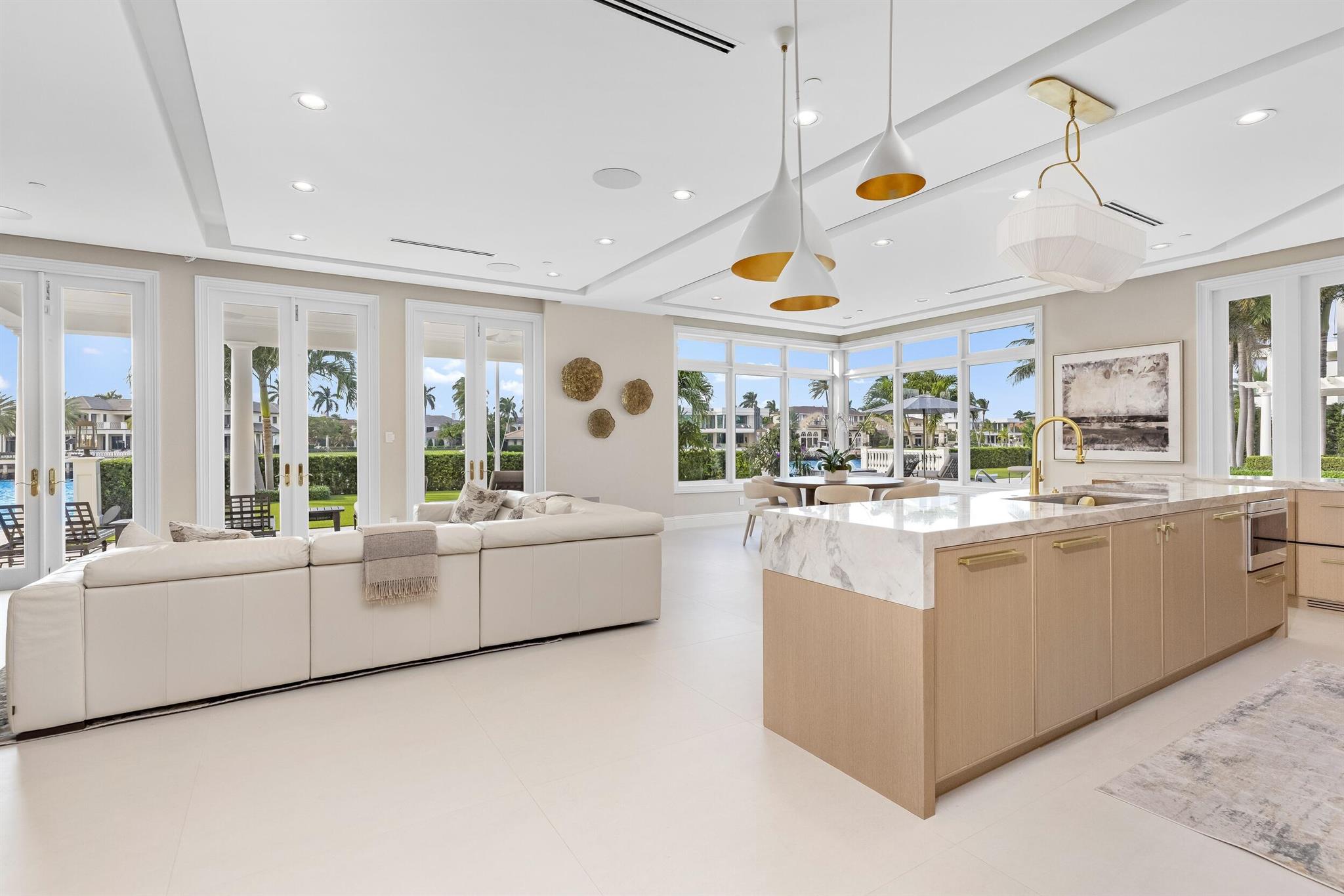 2989 Spanish Riv Rd Boca Raton, FL 33432