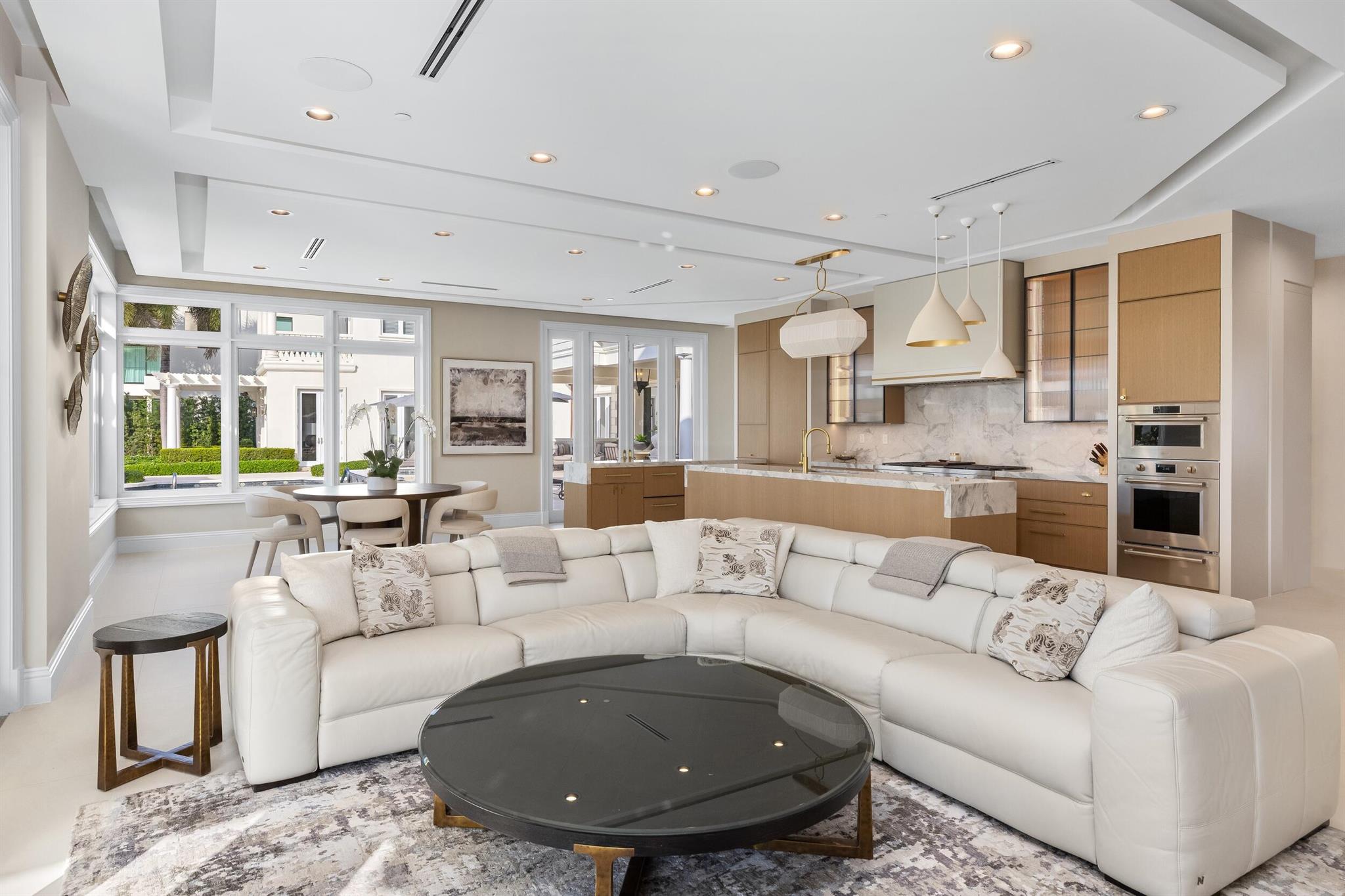 2989 Spanish Riv Rd Boca Raton, FL 33432