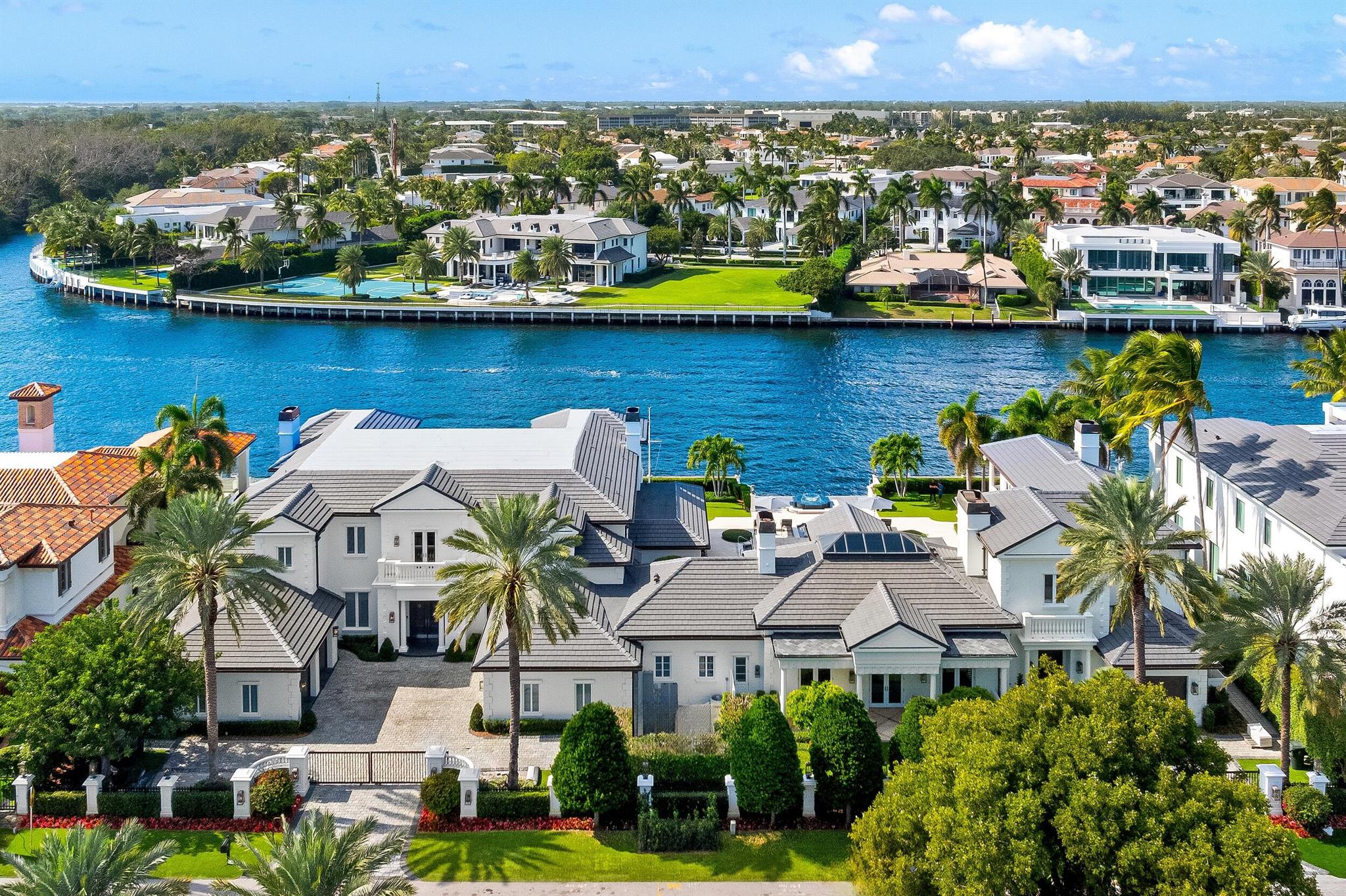 2989 Spanish Riv Rd Boca Raton, FL 33432