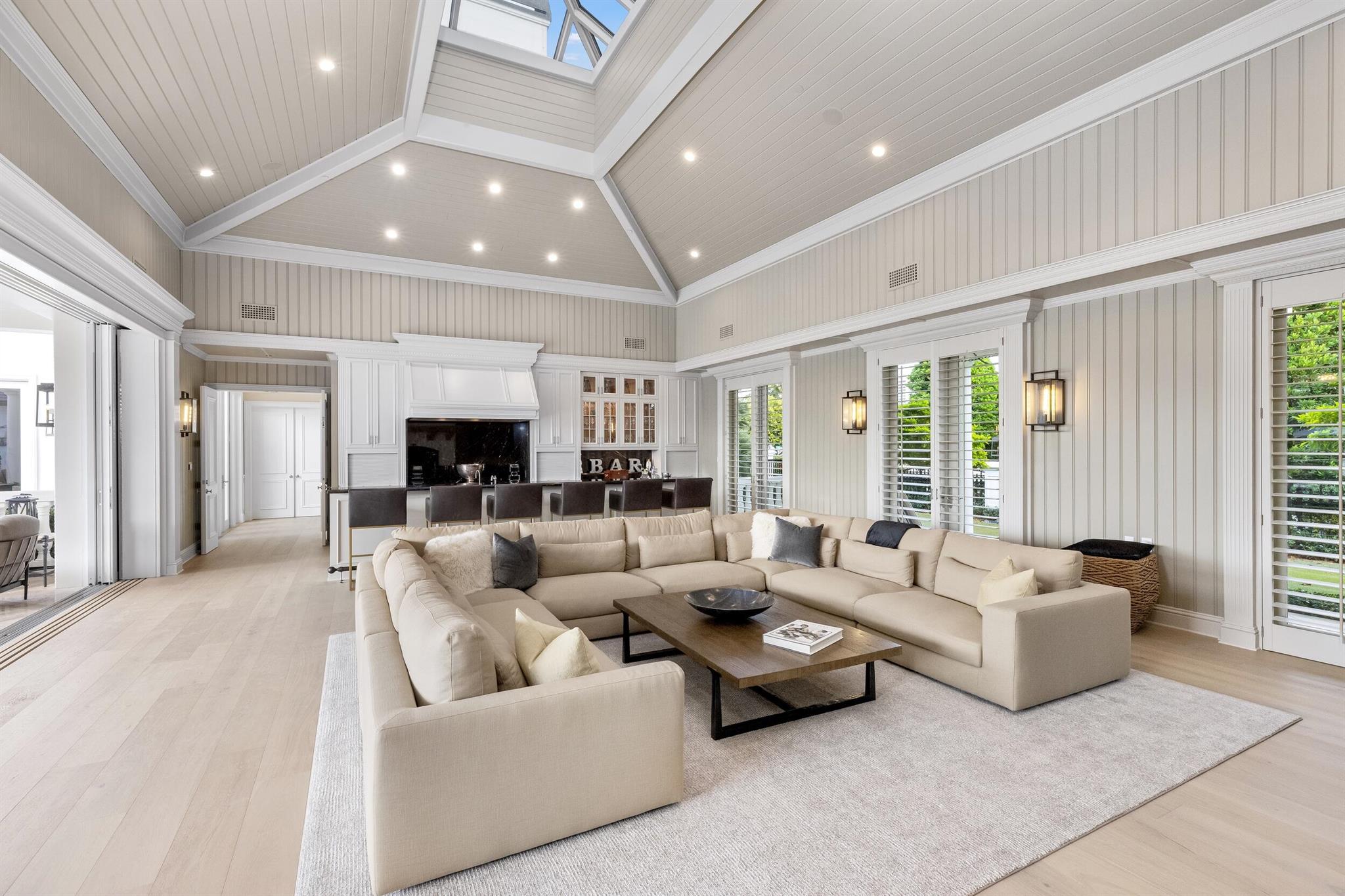 2989 Spanish Riv Rd Boca Raton, FL 33432