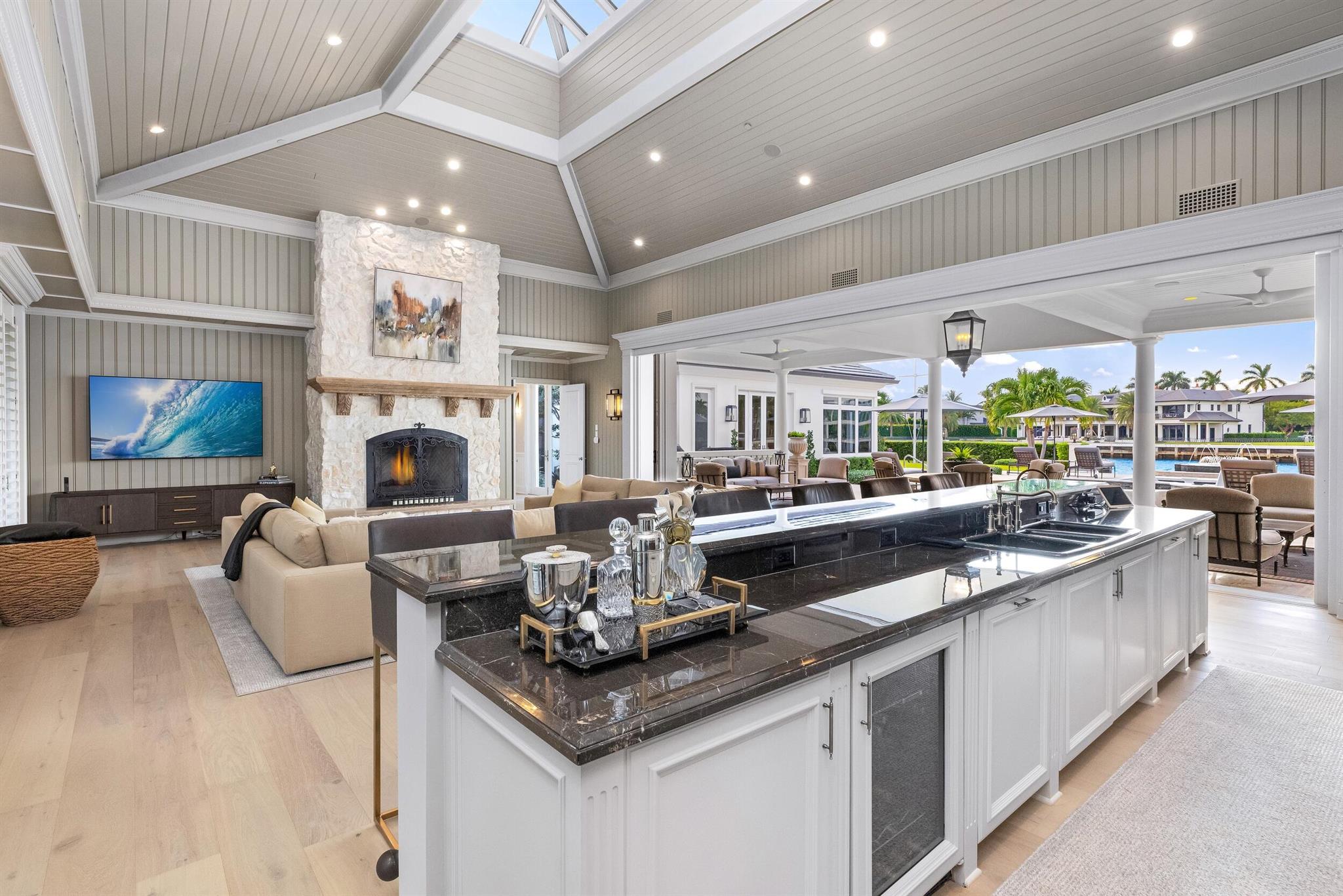 2989 Spanish Riv Rd Boca Raton, FL 33432