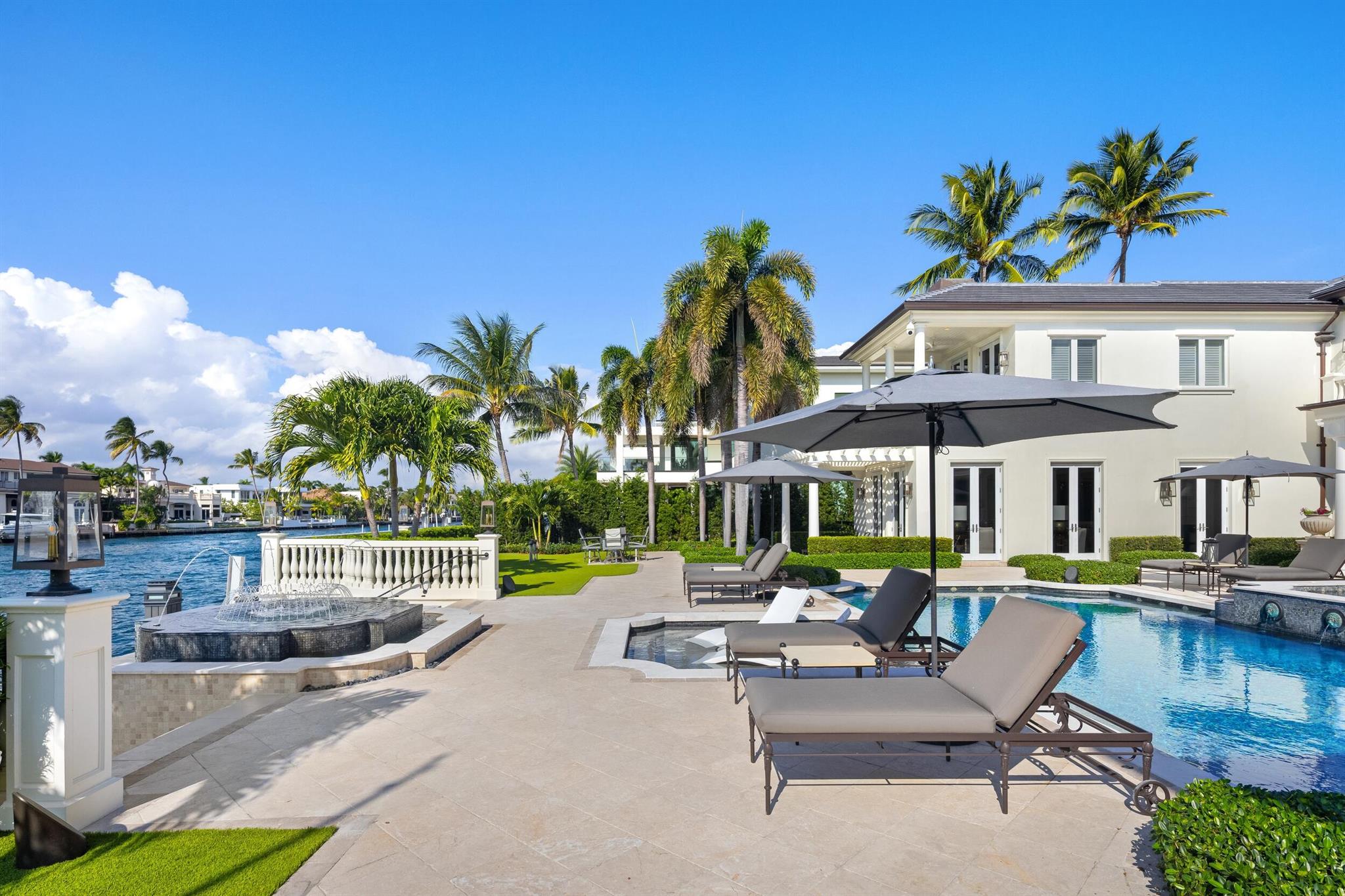 2989 Spanish Riv Rd Boca Raton, FL 33432