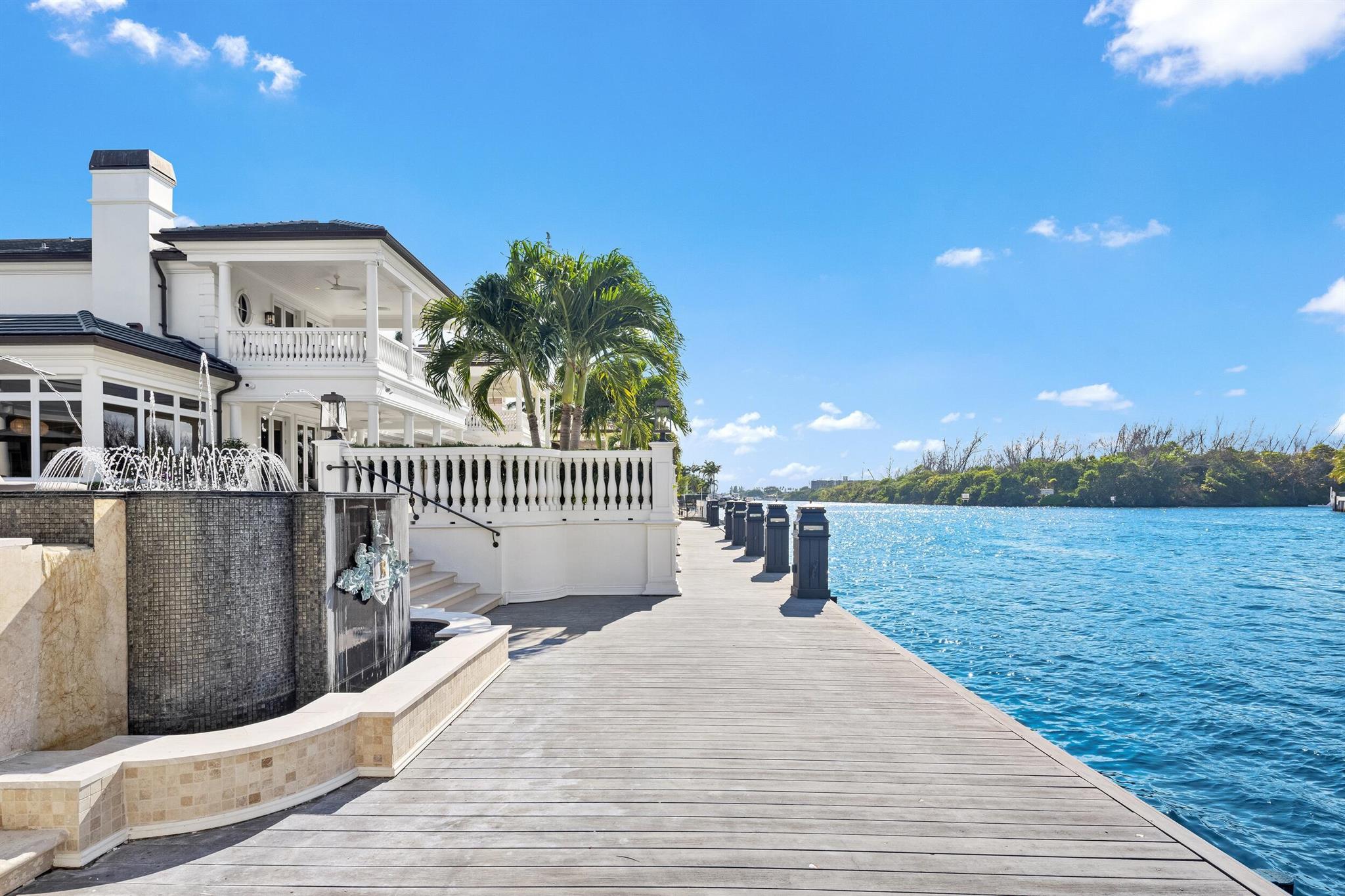 2989 Spanish Riv Rd Boca Raton, FL 33432