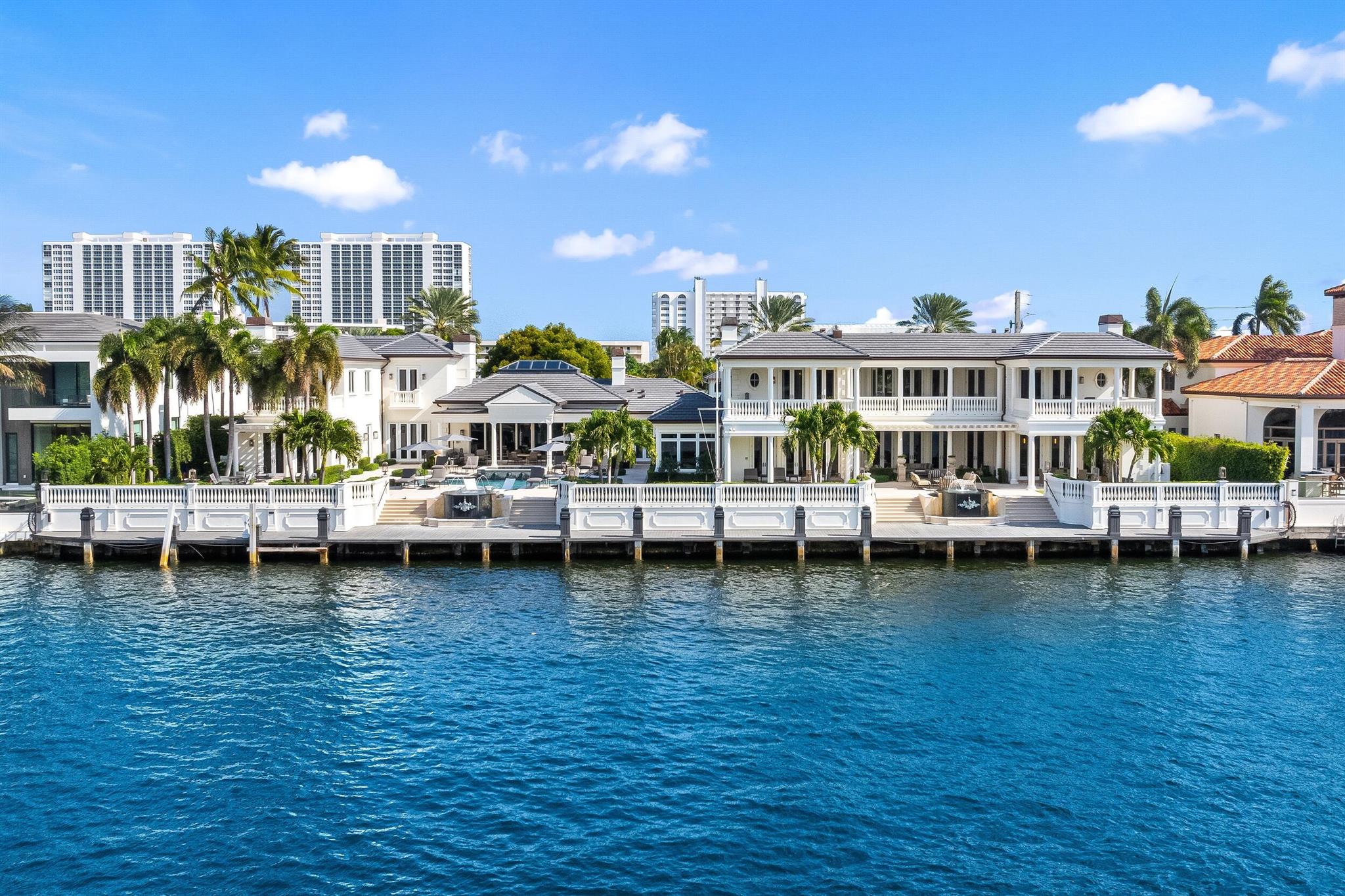 2989 Spanish Riv Rd Boca Raton, FL 33432