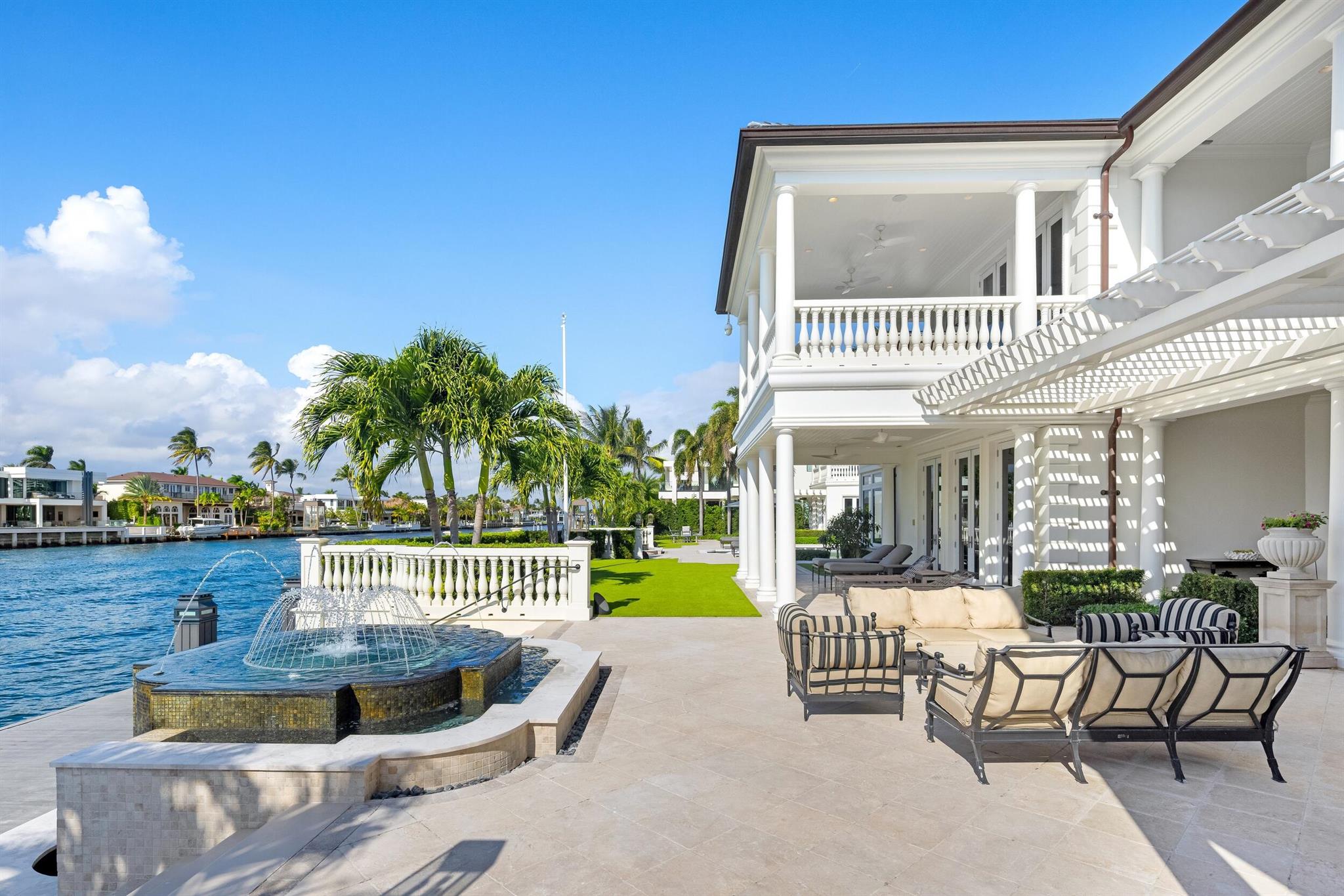 2989 Spanish Riv Rd Boca Raton, FL 33432