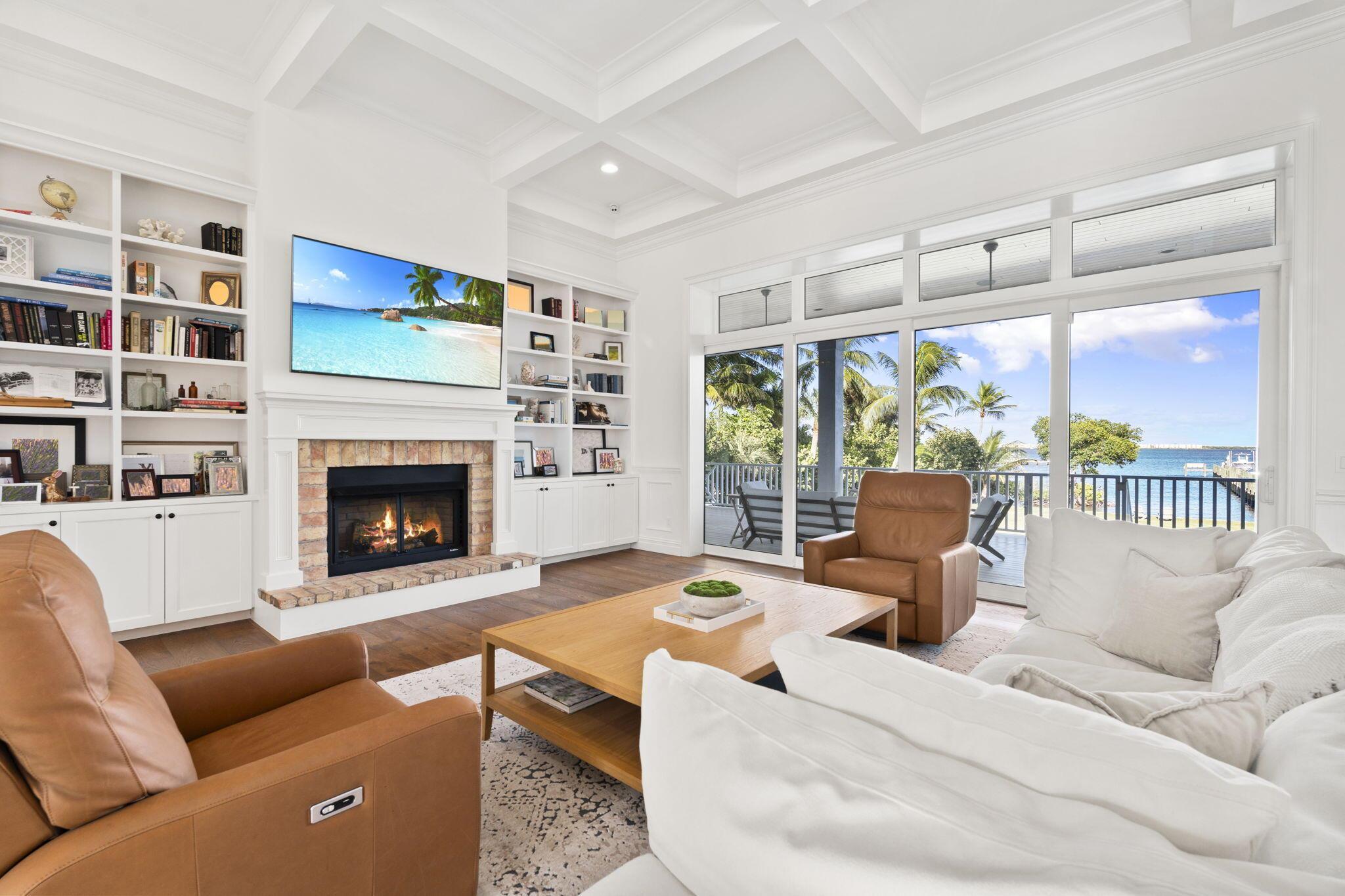 54 S Sewalls Pt Rd Sewalls Point, FL 34996