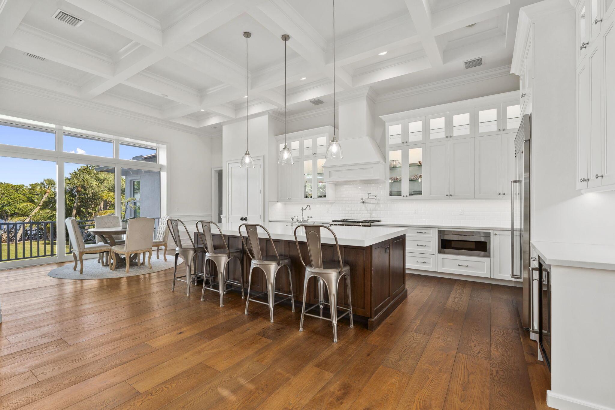 54 S Sewalls Pt Rd Sewalls Point, FL 34996