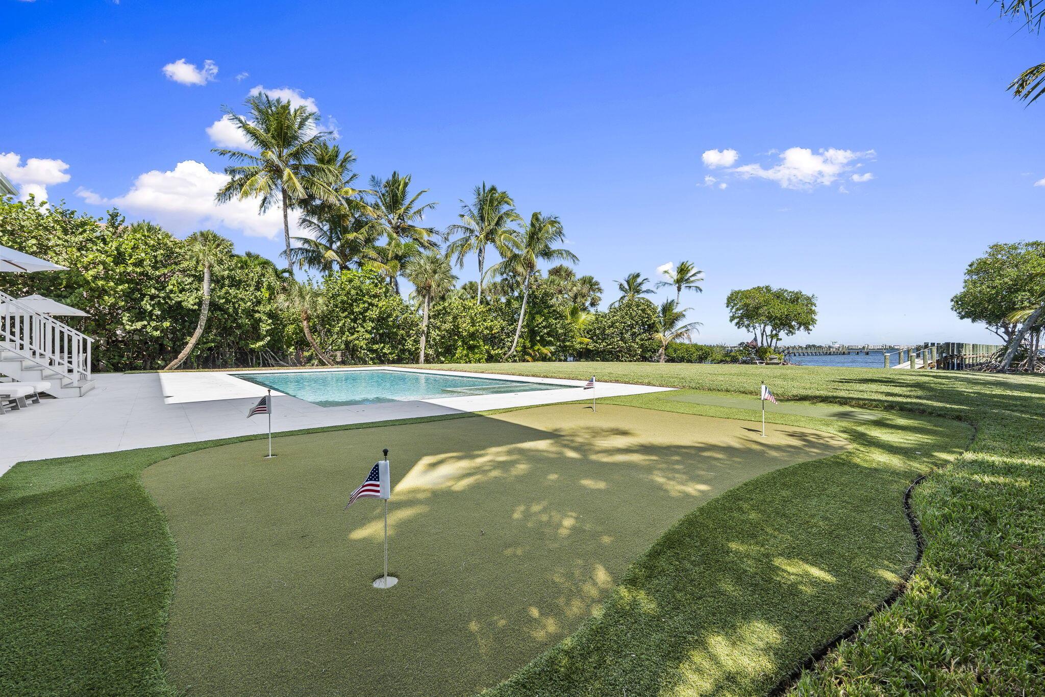 54 S Sewalls Pt Rd Sewalls Point, FL 34996