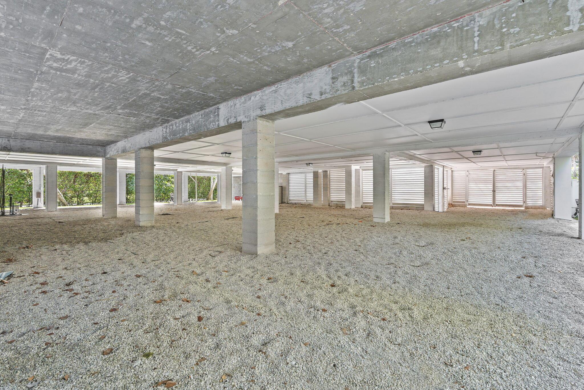 54 S Sewalls Pt Rd Sewalls Point, FL 34996