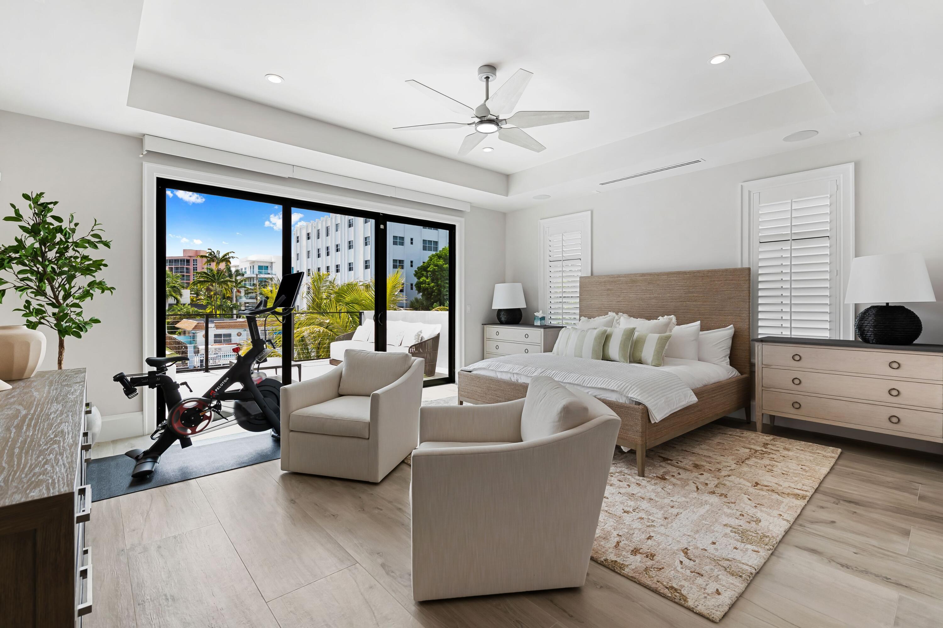 319 Coconut Isle #2 Fort Lauderdale, FL 33301