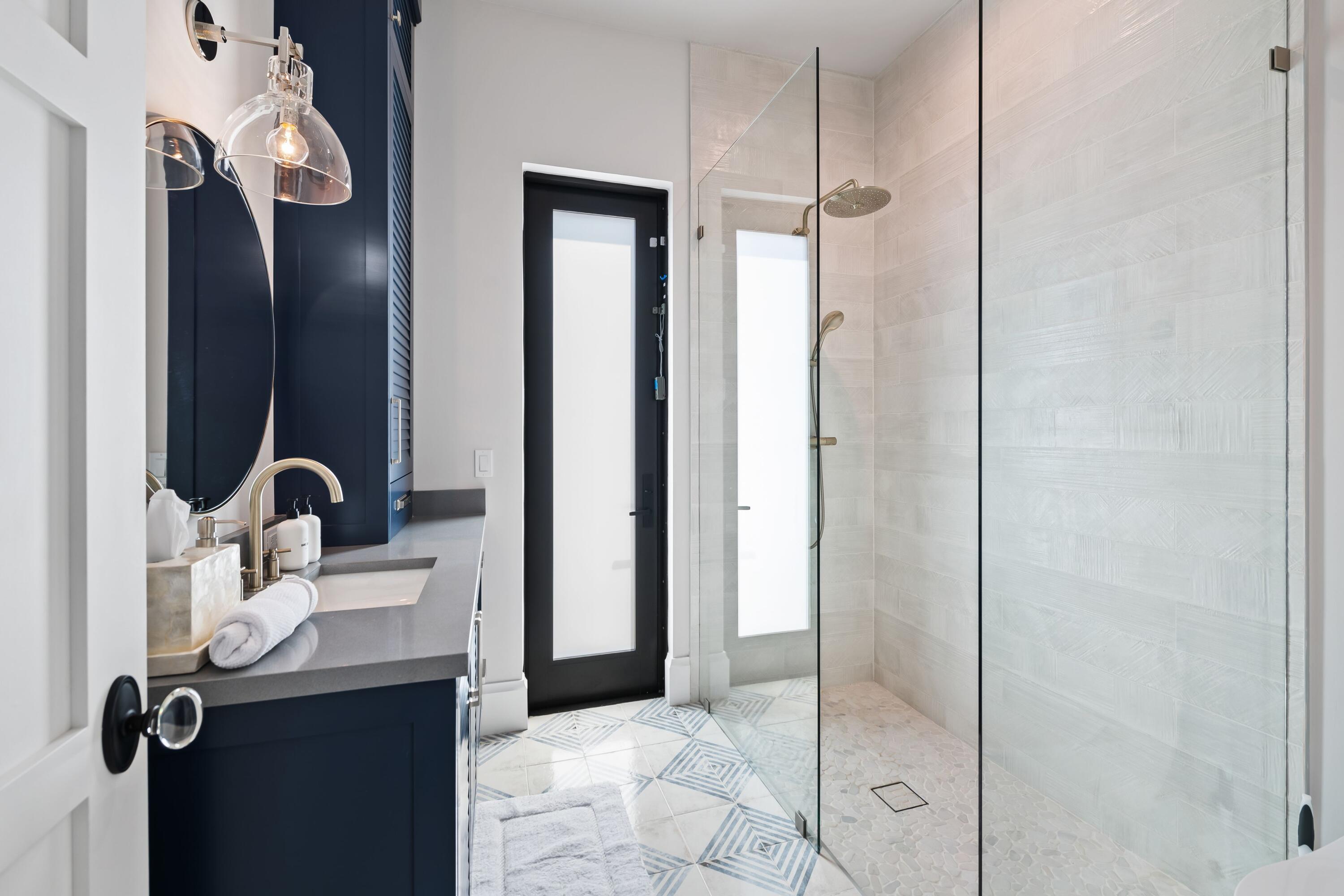 319 Coconut Isle #2 Fort Lauderdale, FL 33301