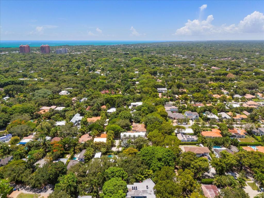 3917 S Le Jeune Miami, FL 33146