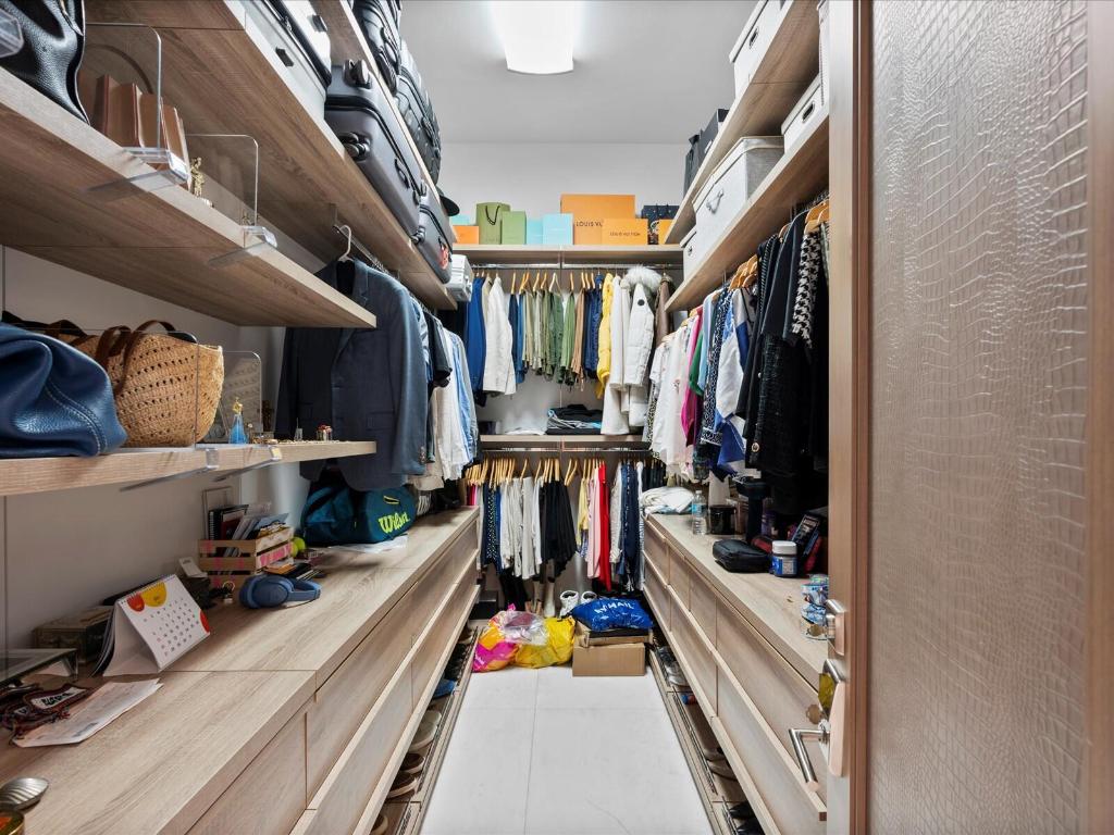 3917 S Le Jeune Miami, FL 33146