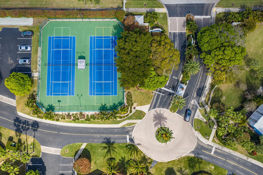 127 Ocean Dunes Jupiter, FL 33477