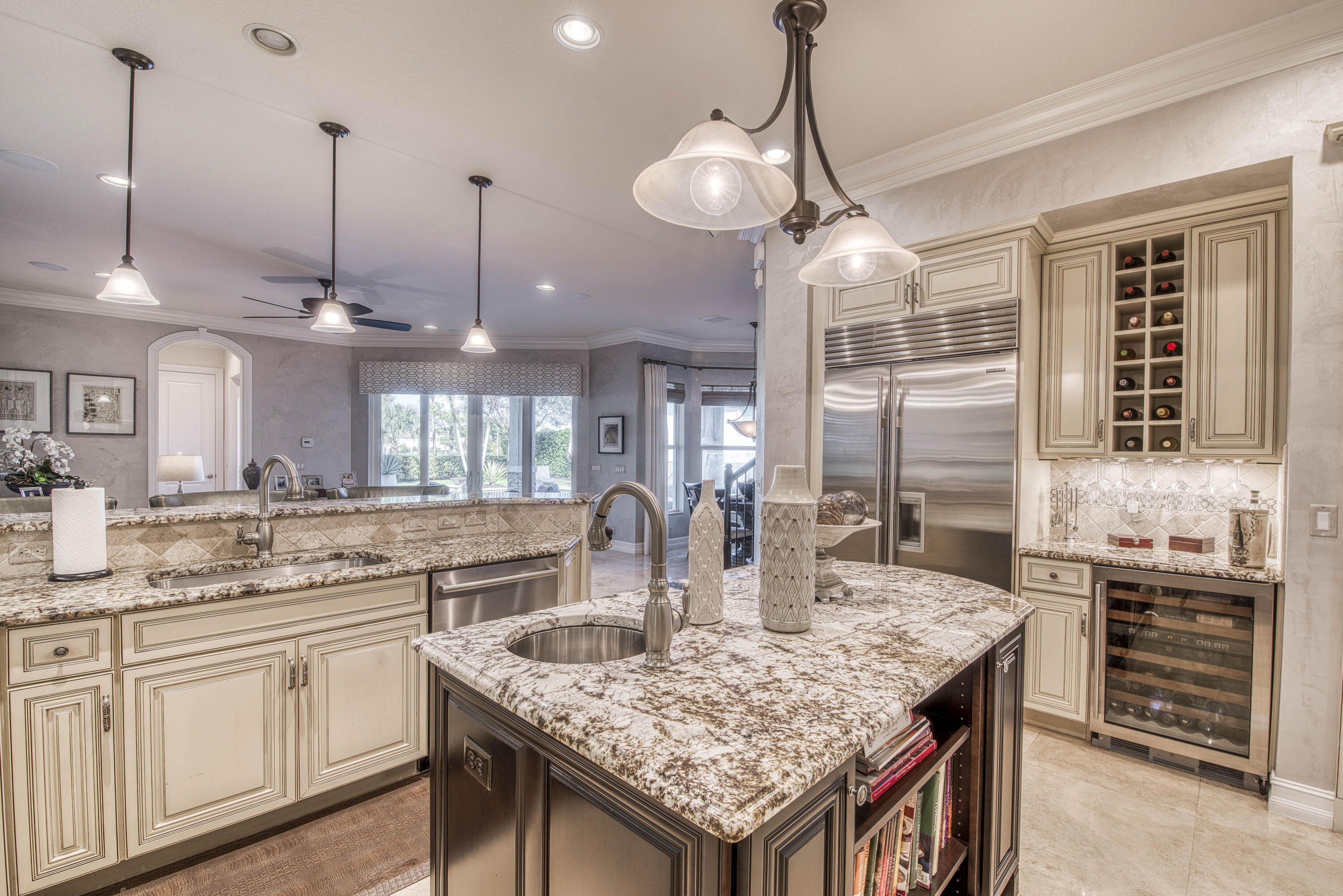 135 Carmela Jupiter, FL 33478