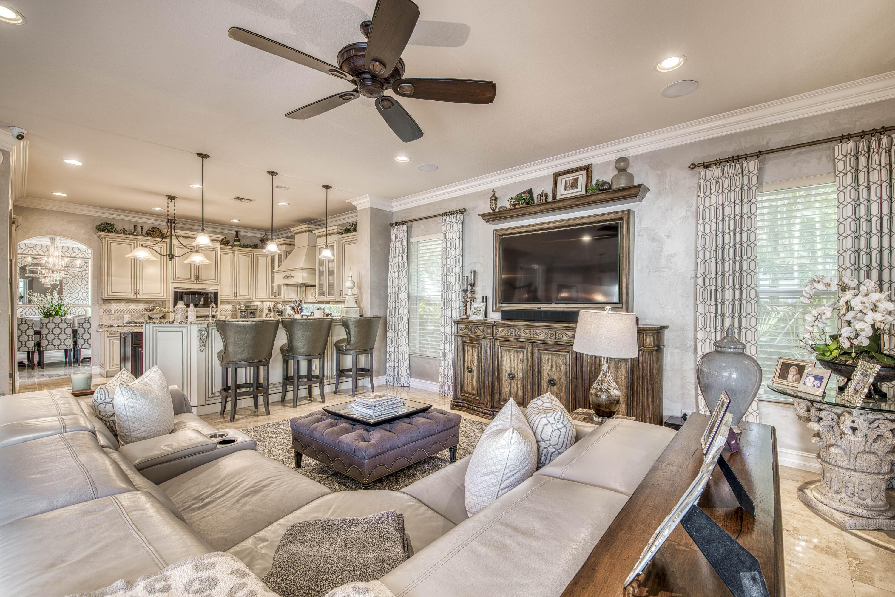 135 Carmela Jupiter, FL 33478