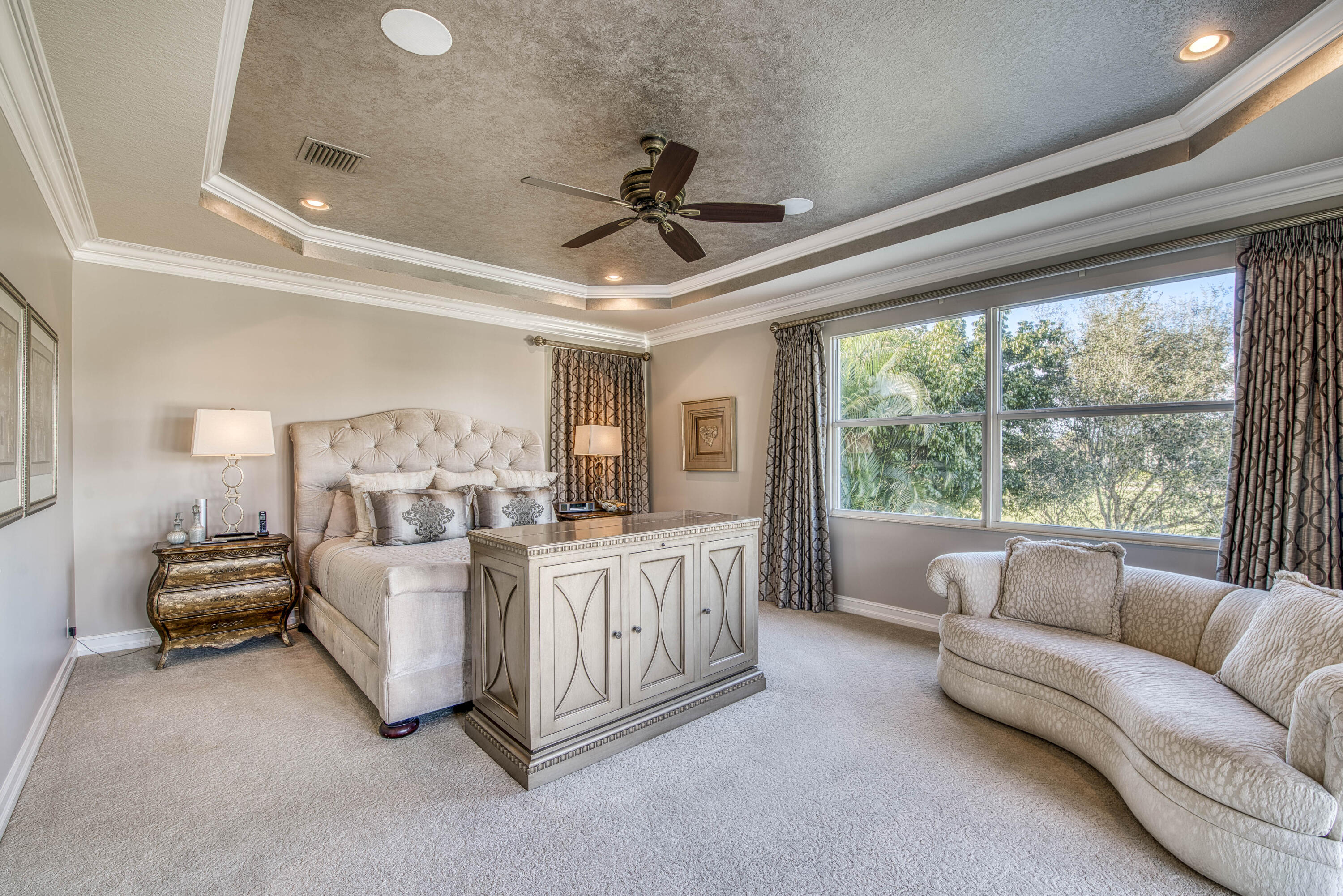 135 Carmela Jupiter, FL 33478