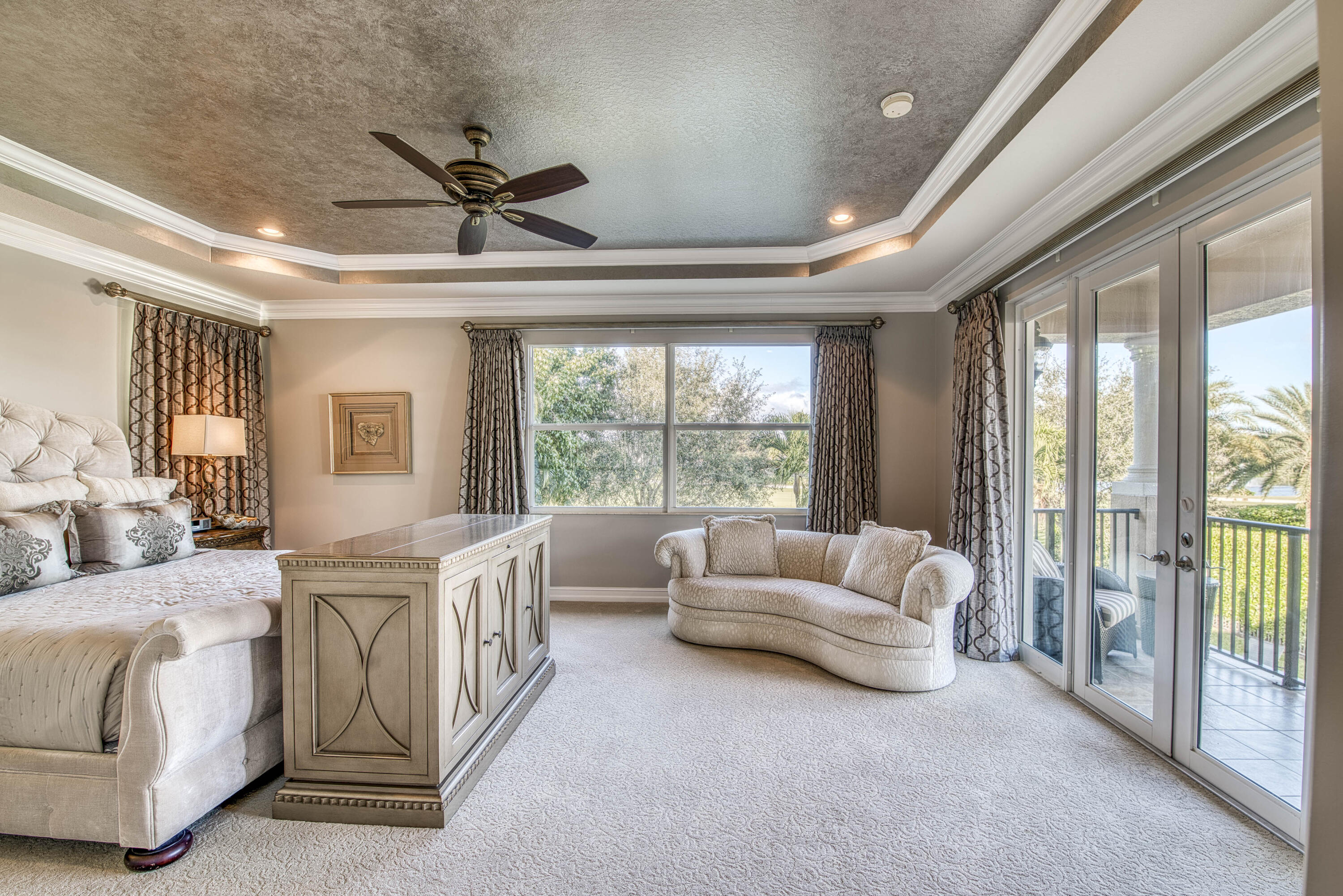 135 Carmela Jupiter, FL 33478