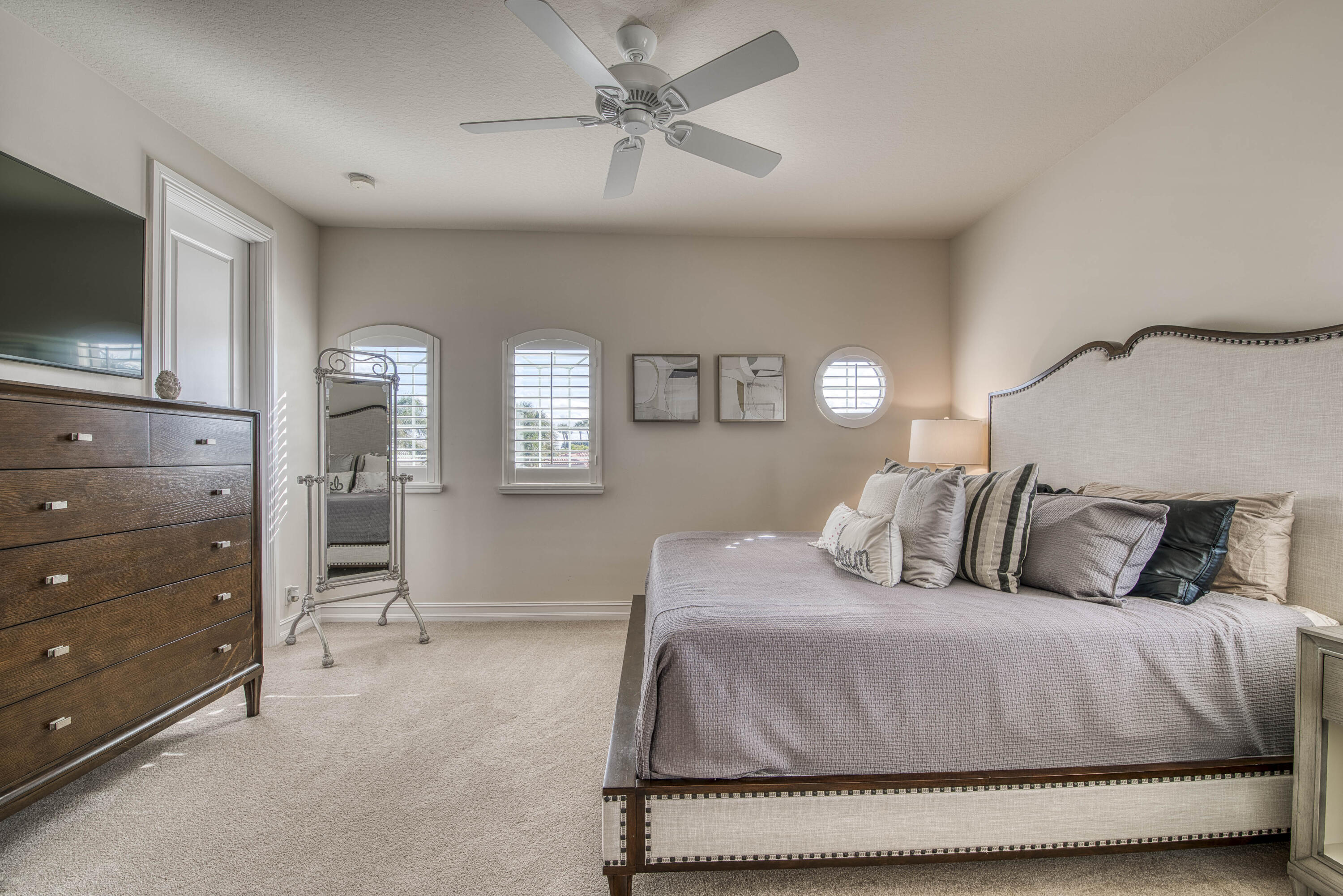 135 Carmela Jupiter, FL 33478