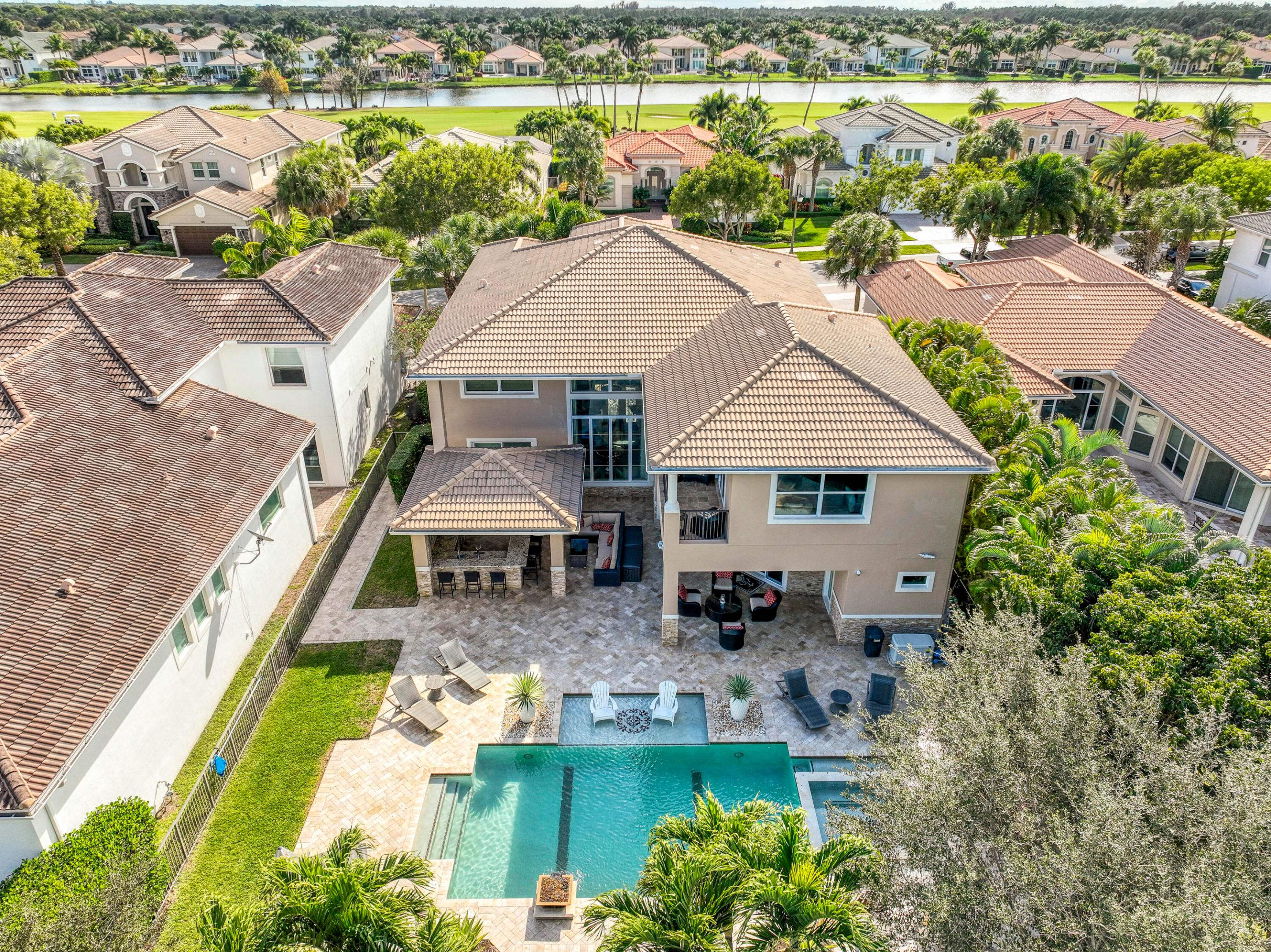 135 Carmela Jupiter, FL 33478