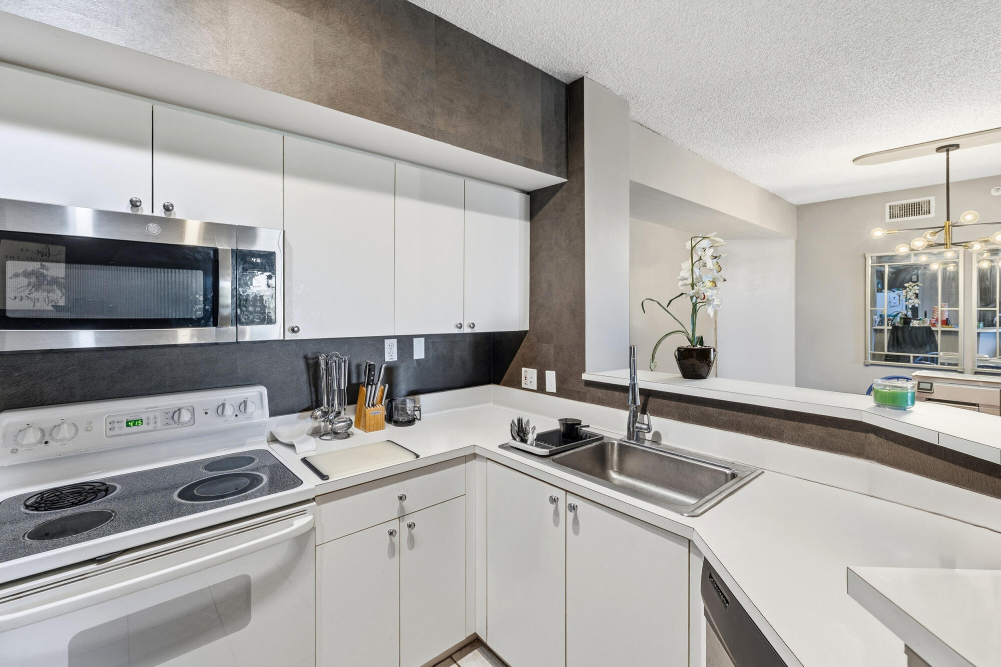 11750 Saint Andrews #203 Wellington, FL 33414