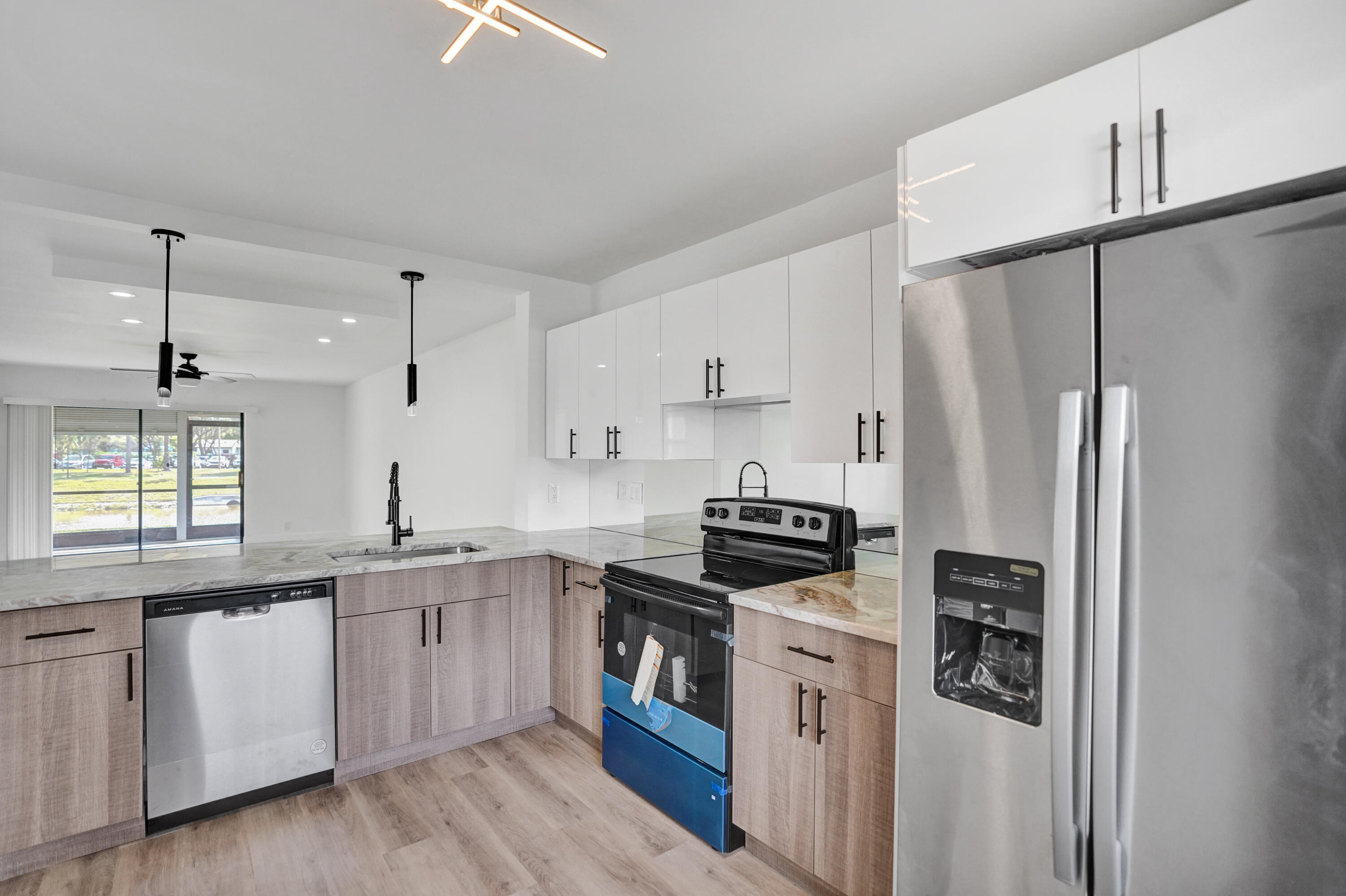 7674 Tahiti #101 Lake Worth, FL 33467