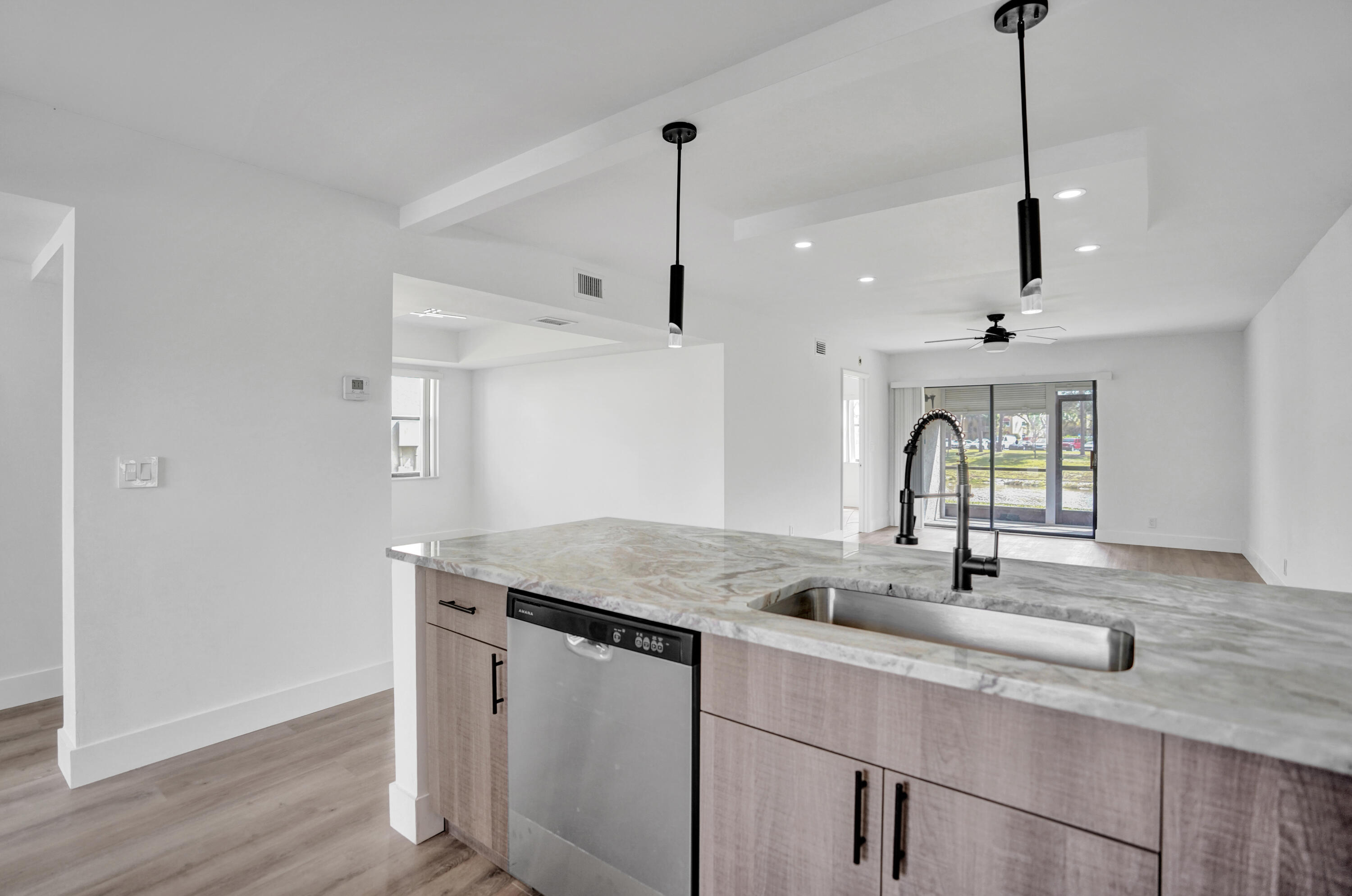 7674 Tahiti #101 Lake Worth, FL 33467