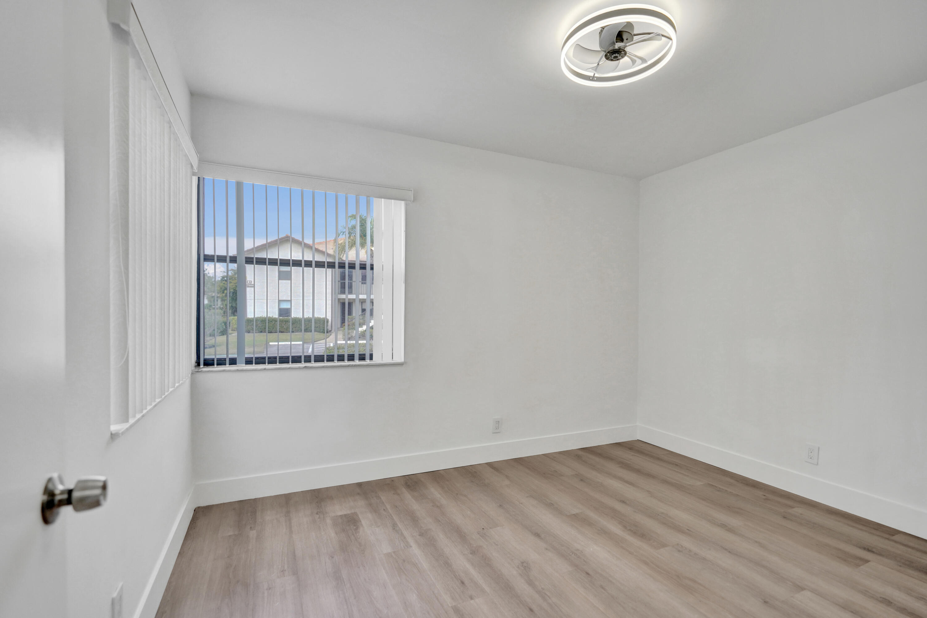 7674 Tahiti #101 Lake Worth, FL 33467