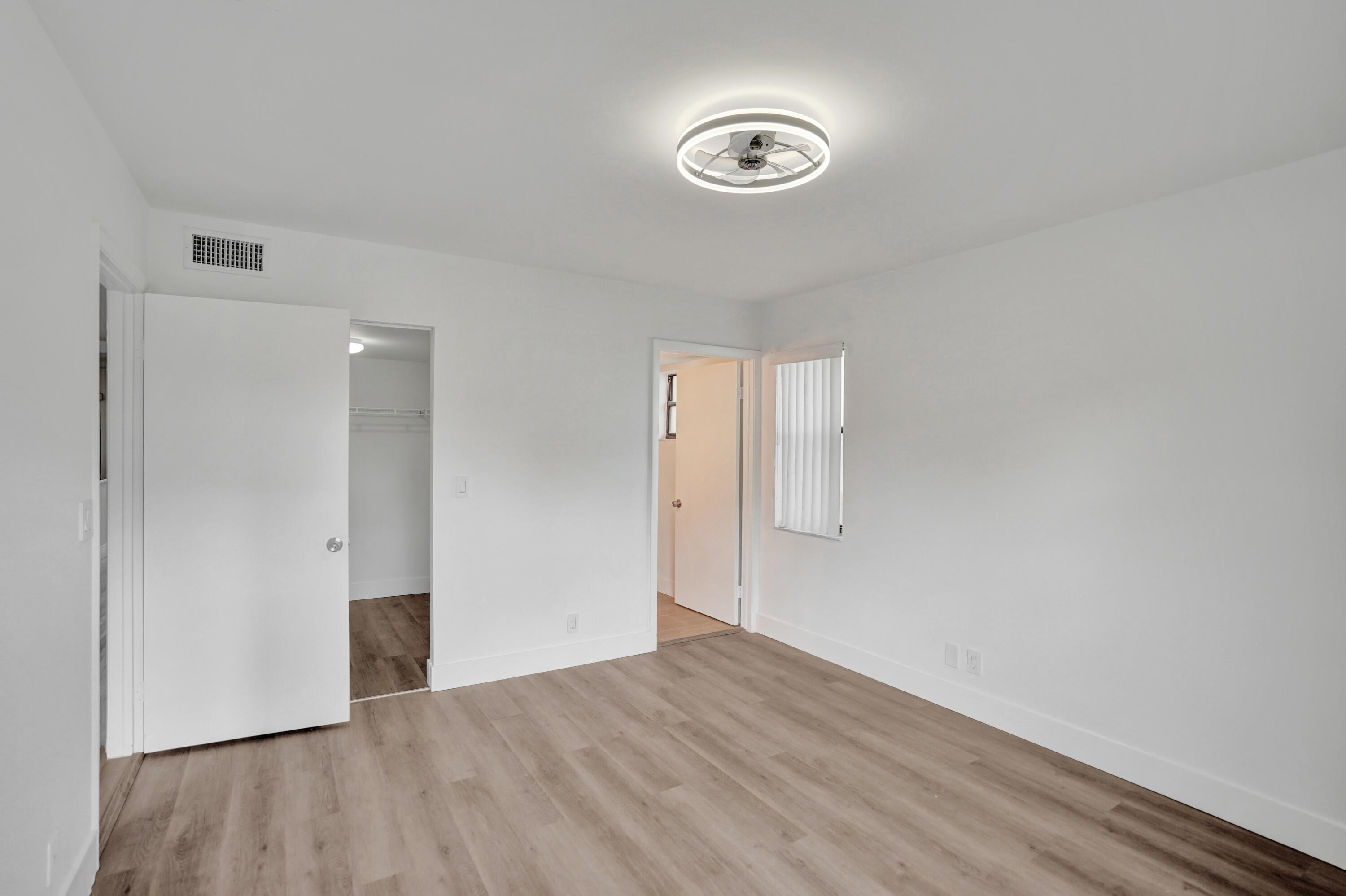 7674 Tahiti #101 Lake Worth, FL 33467