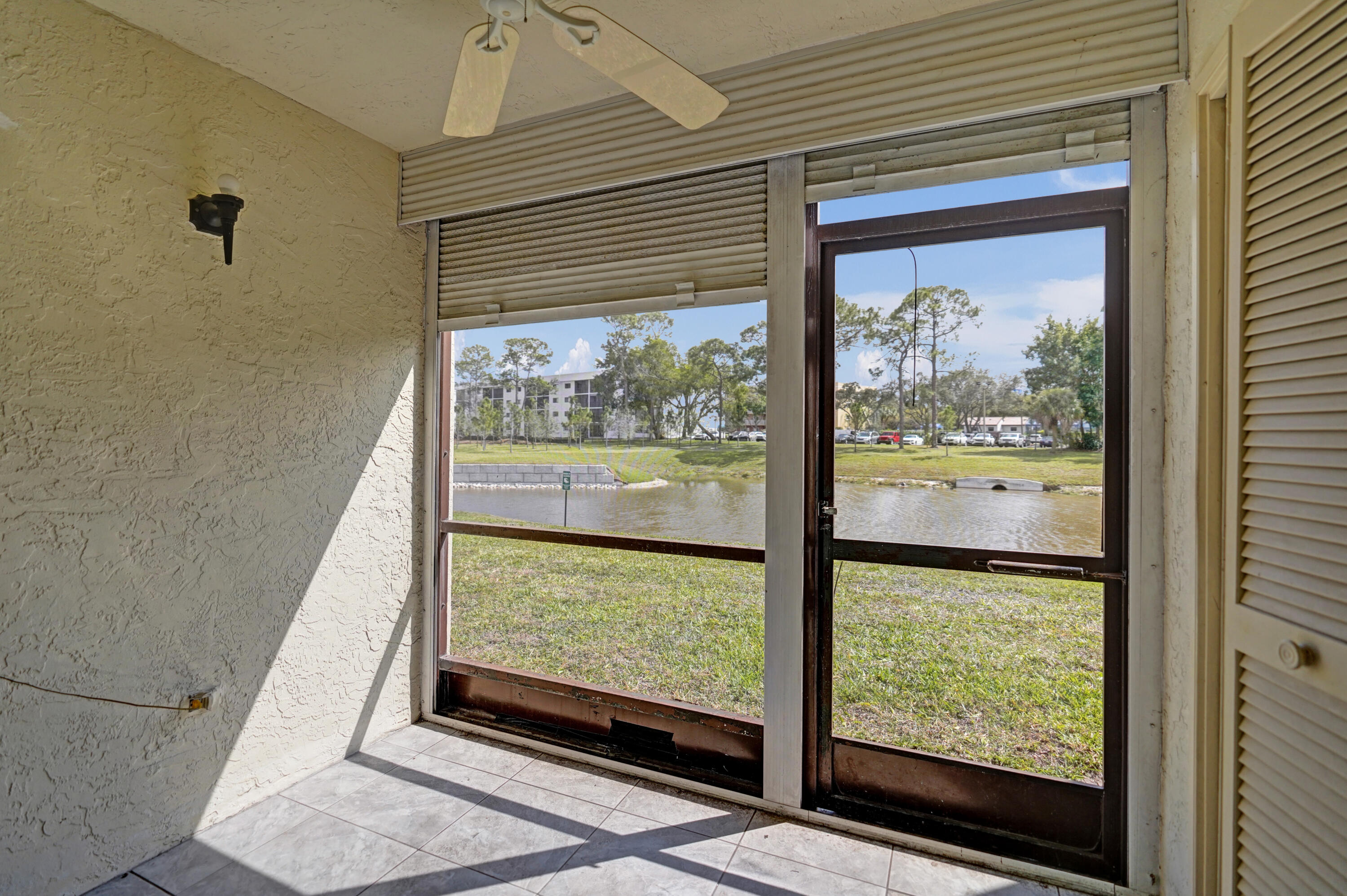 7674 Tahiti #101 Lake Worth, FL 33467