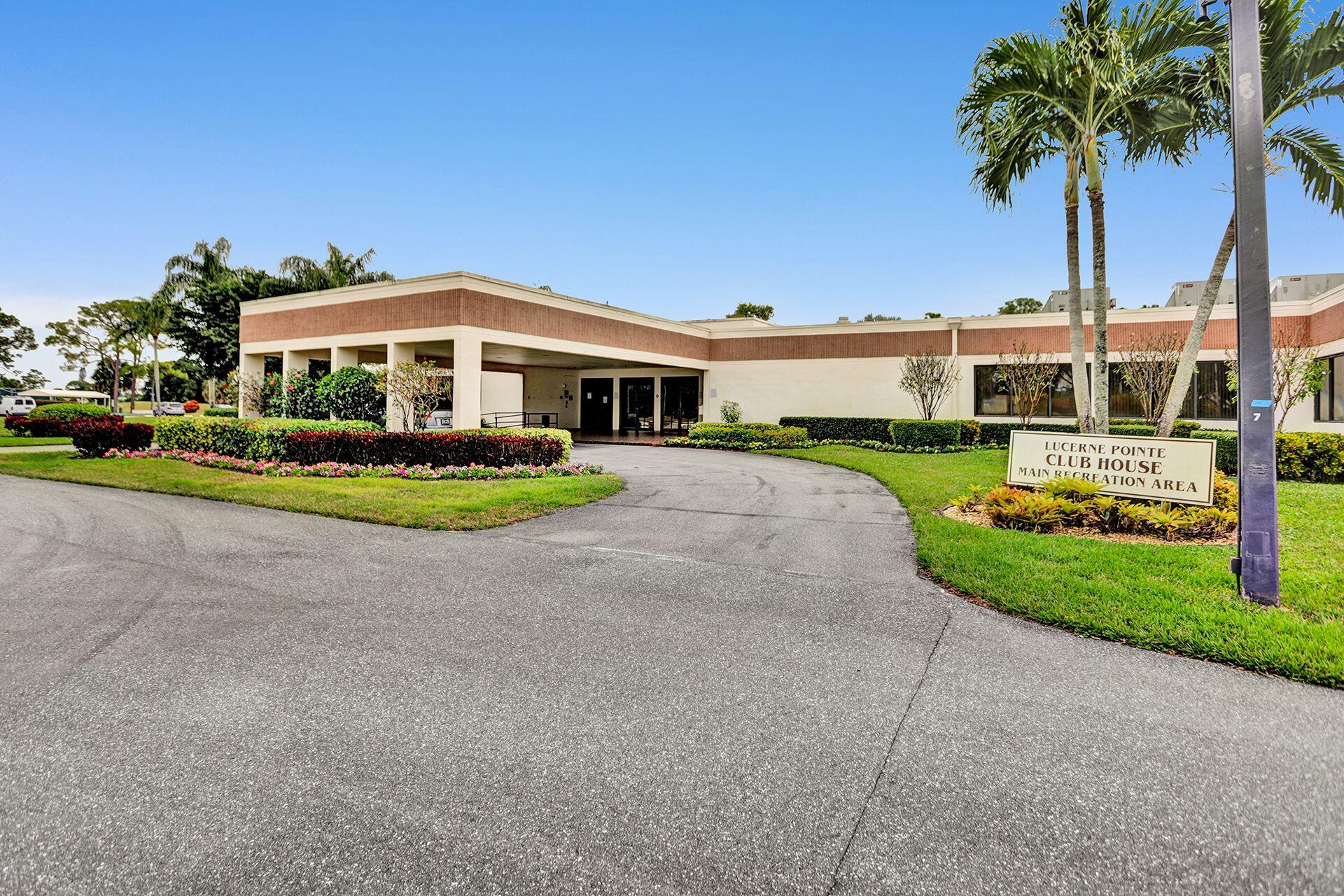 7674 Tahiti #101 Lake Worth, FL 33467