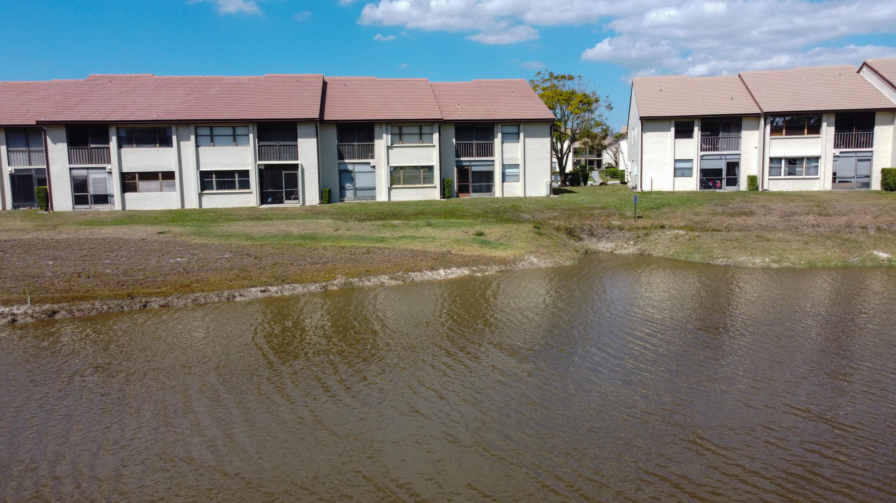 7674 Tahiti #101 Lake Worth, FL 33467