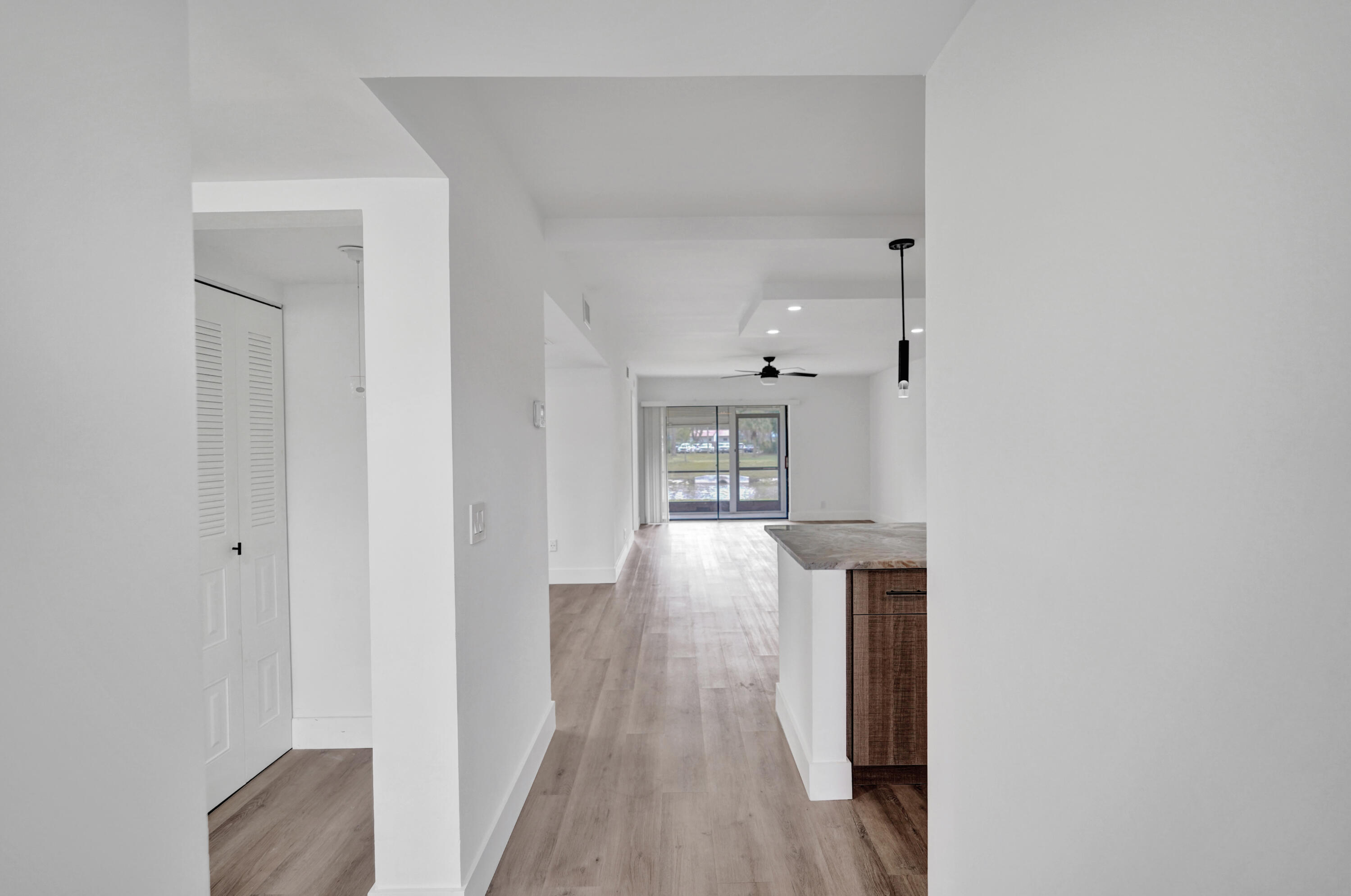 7674 Tahiti #101 Lake Worth, FL 33467