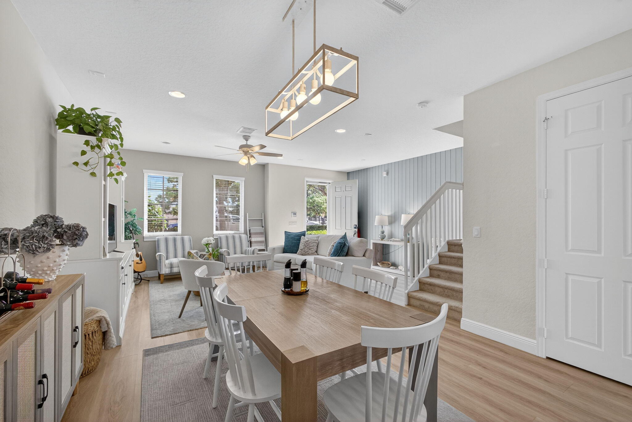 555 Dakota Jupiter, FL 33458