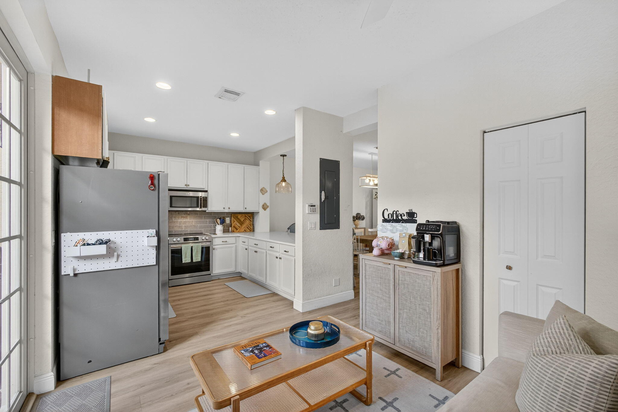 555 Dakota Jupiter, FL 33458