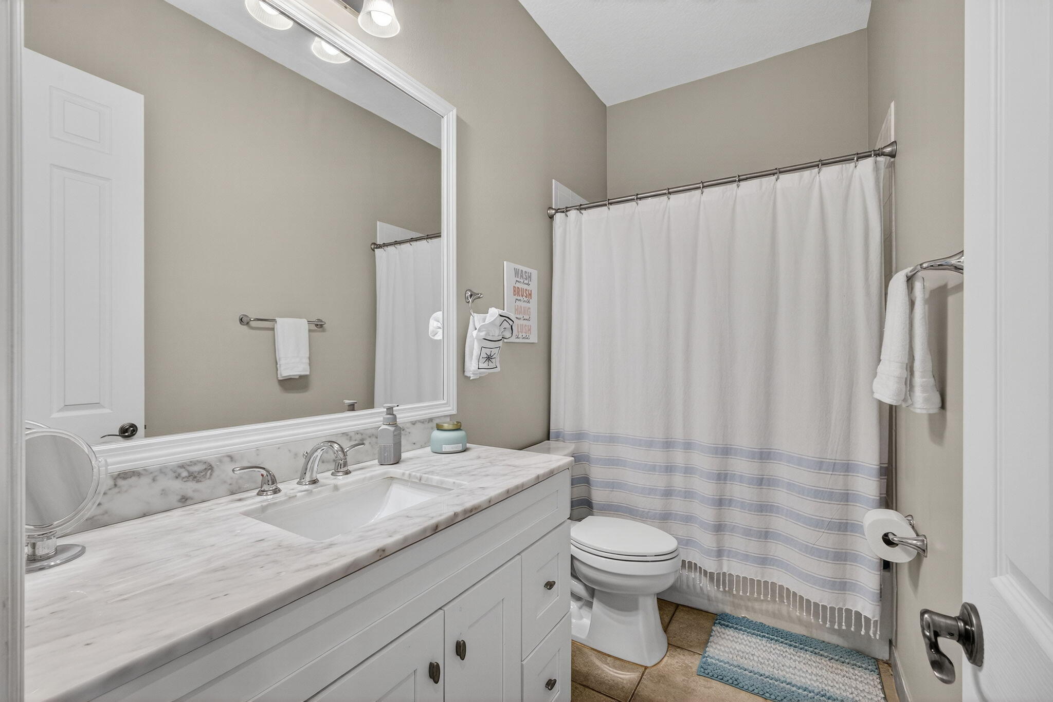 555 Dakota Jupiter, FL 33458