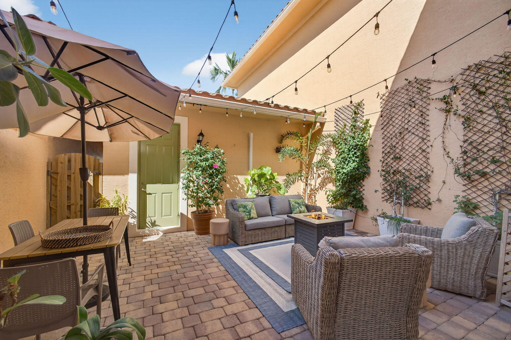 555 Dakota Jupiter, FL 33458