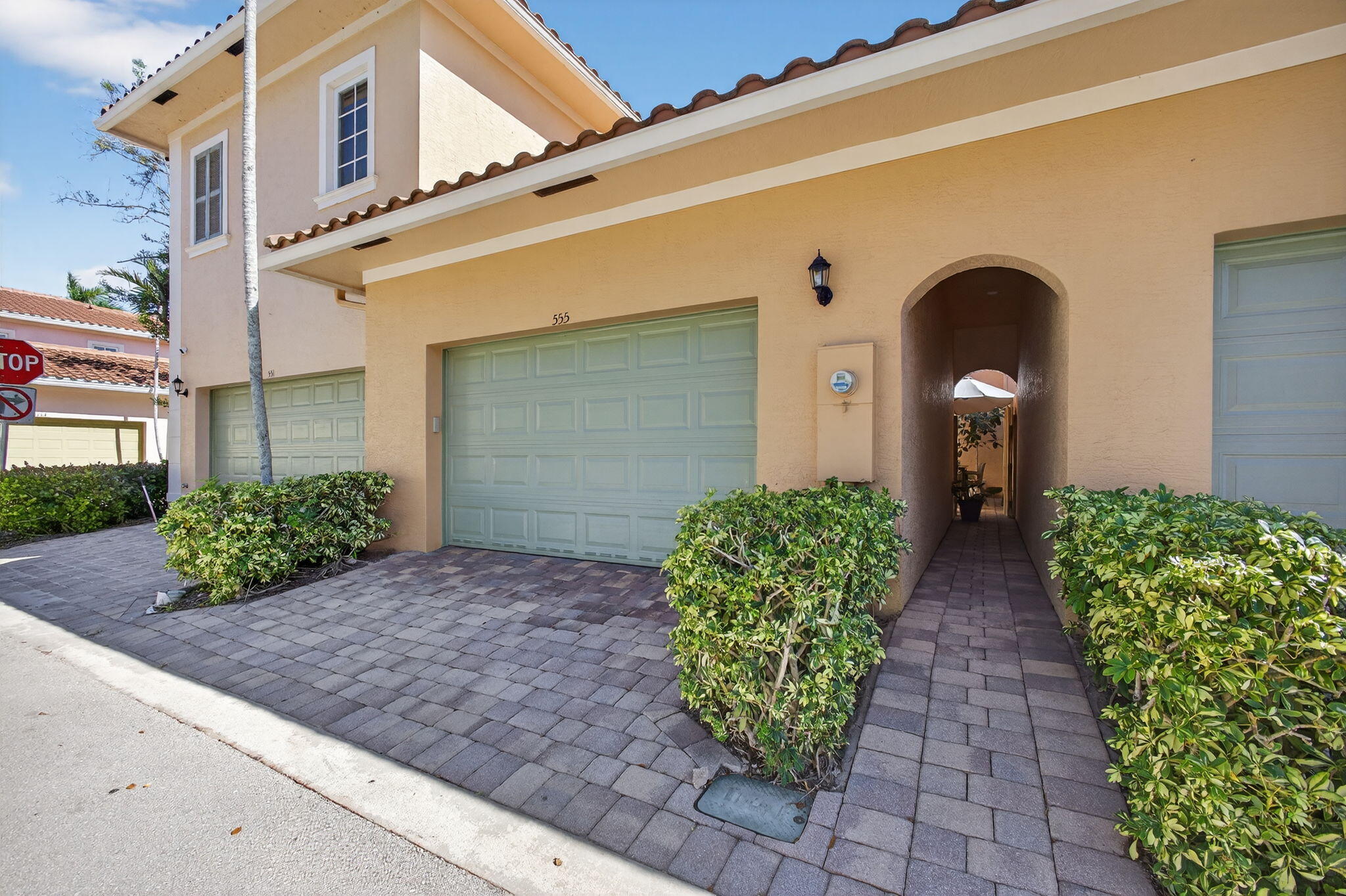 555 Dakota Jupiter, FL 33458