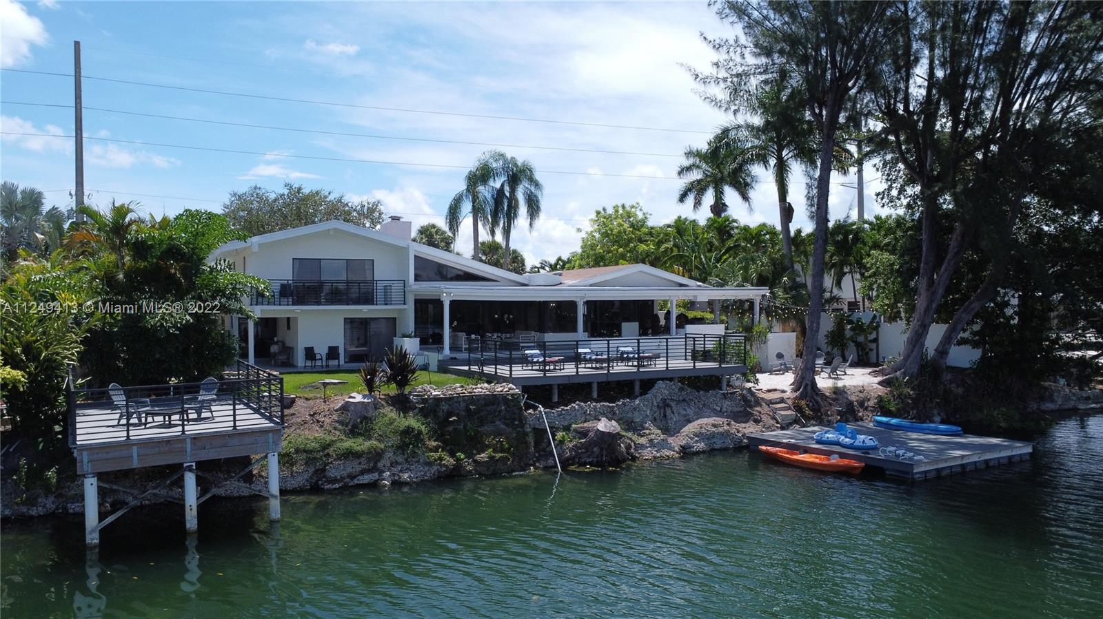 7521 Miller Dr, Miami MLS A11249413 For Sale