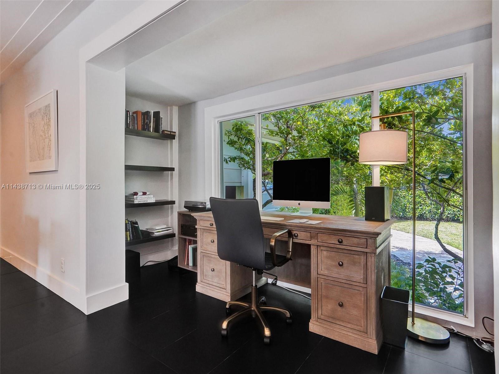 1912 NE 119th Rd North Miami, FL 33181