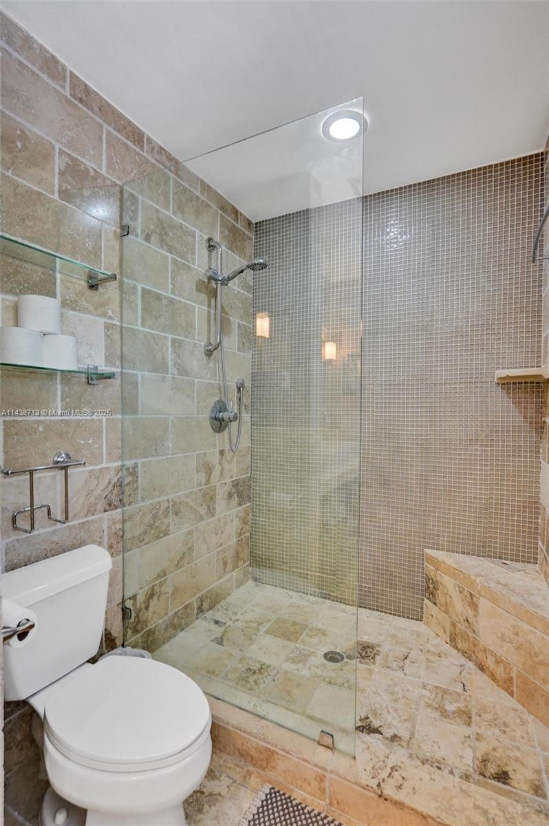 1912 NE 119th Rd North Miami, FL 33181