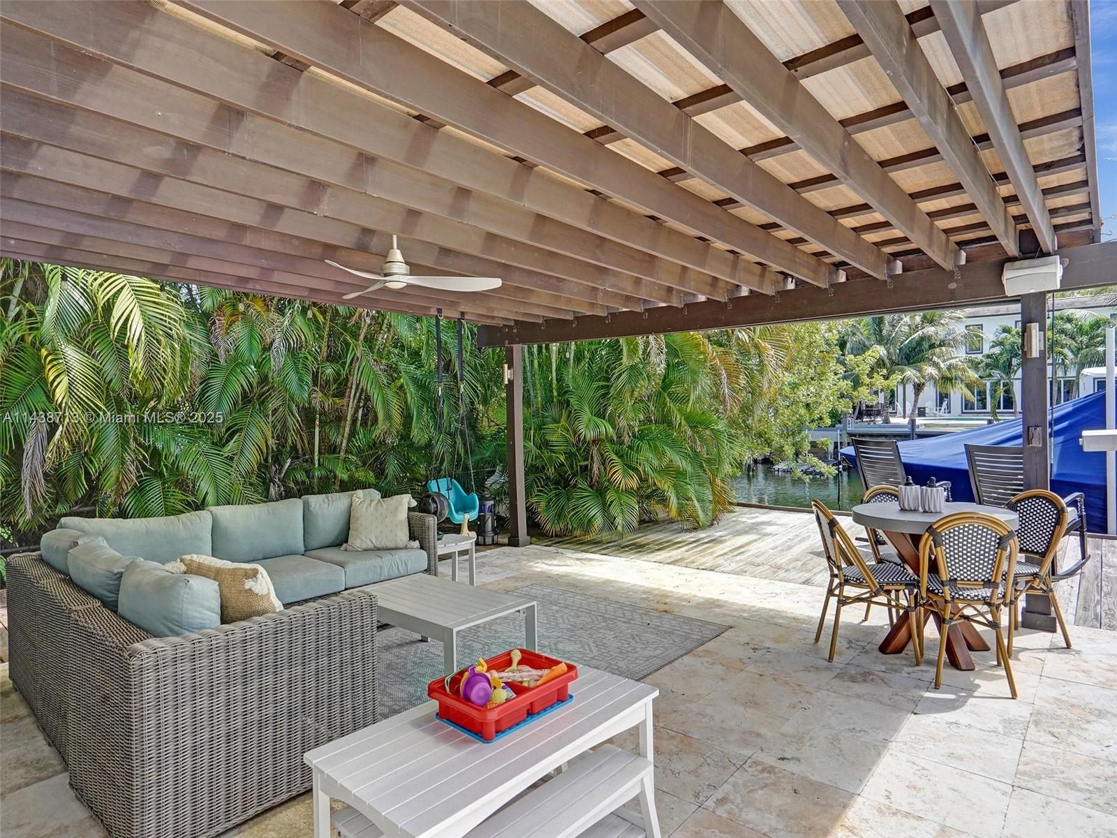 1912 NE 119th Rd North Miami, FL 33181