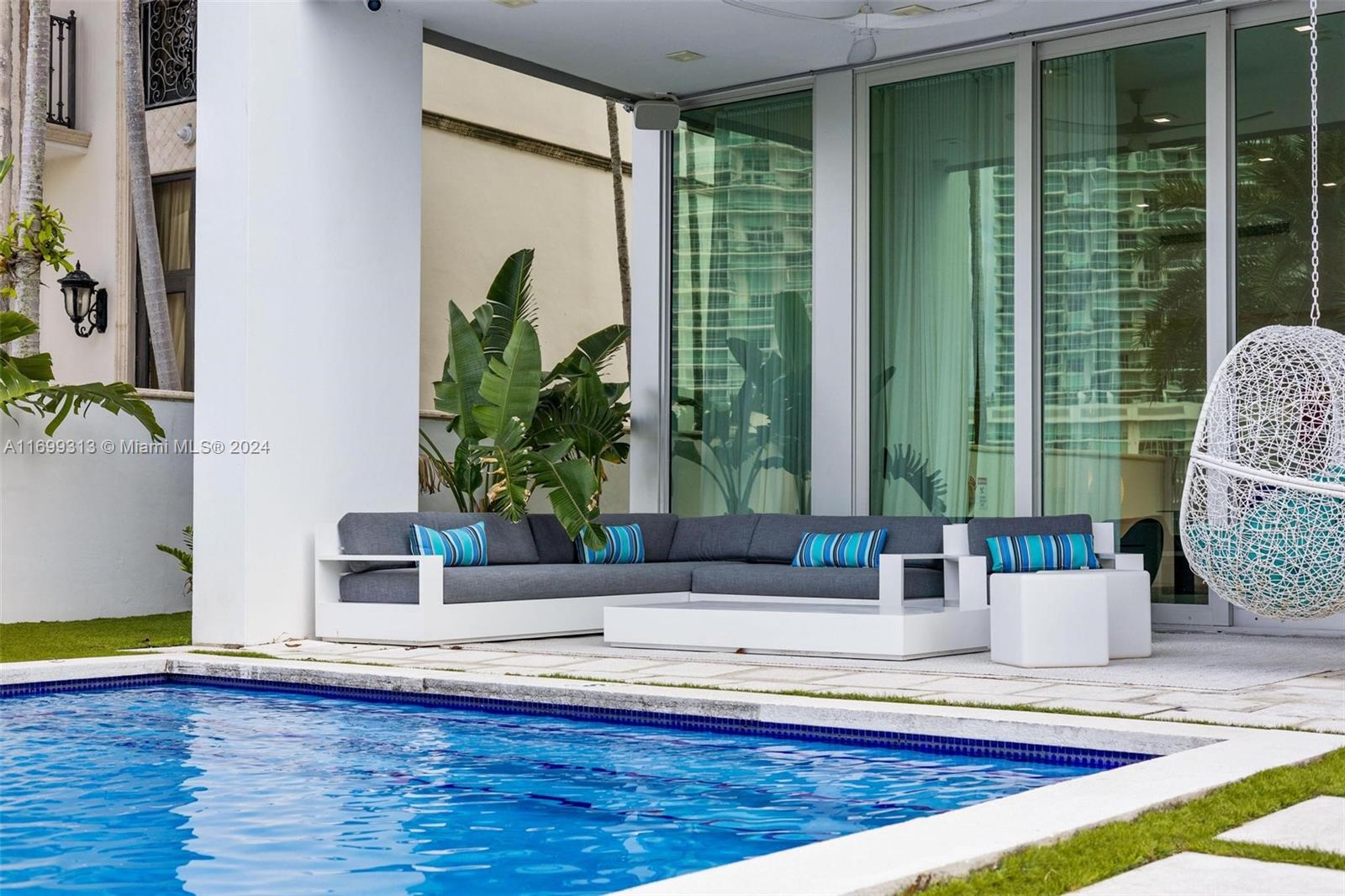 323 Atlantic Ave #Na Sunny Isles Beach, FL 33160