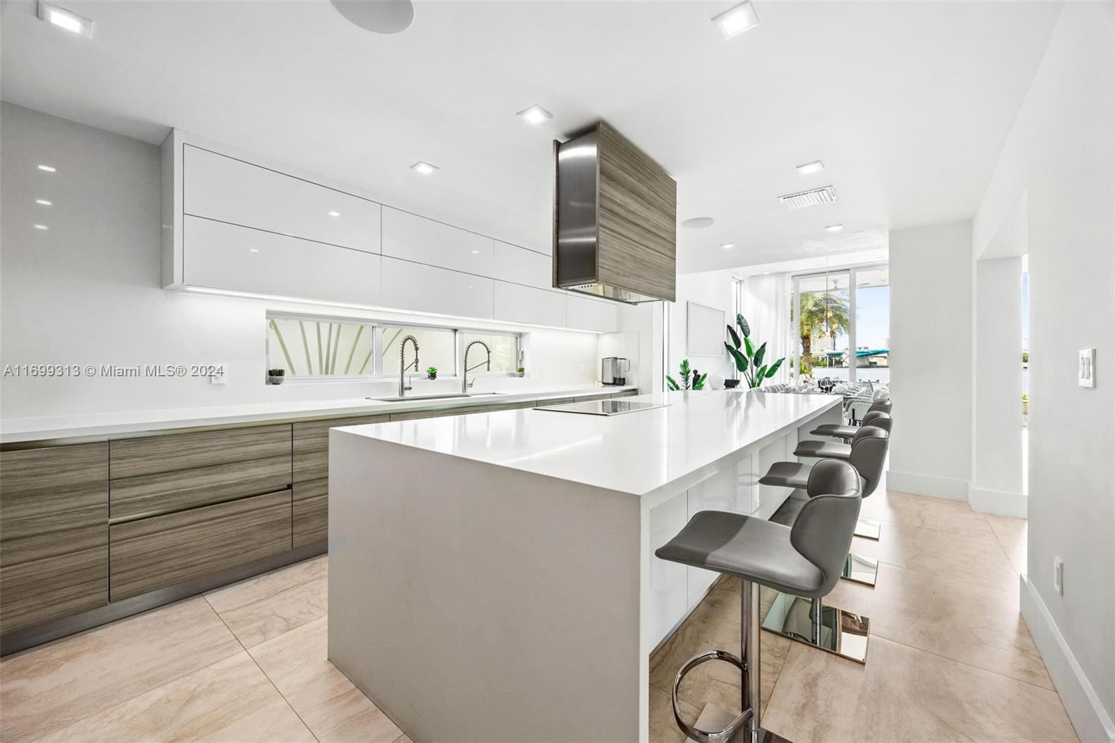 323 Atlantic Ave #Na Sunny Isles Beach, FL 33160