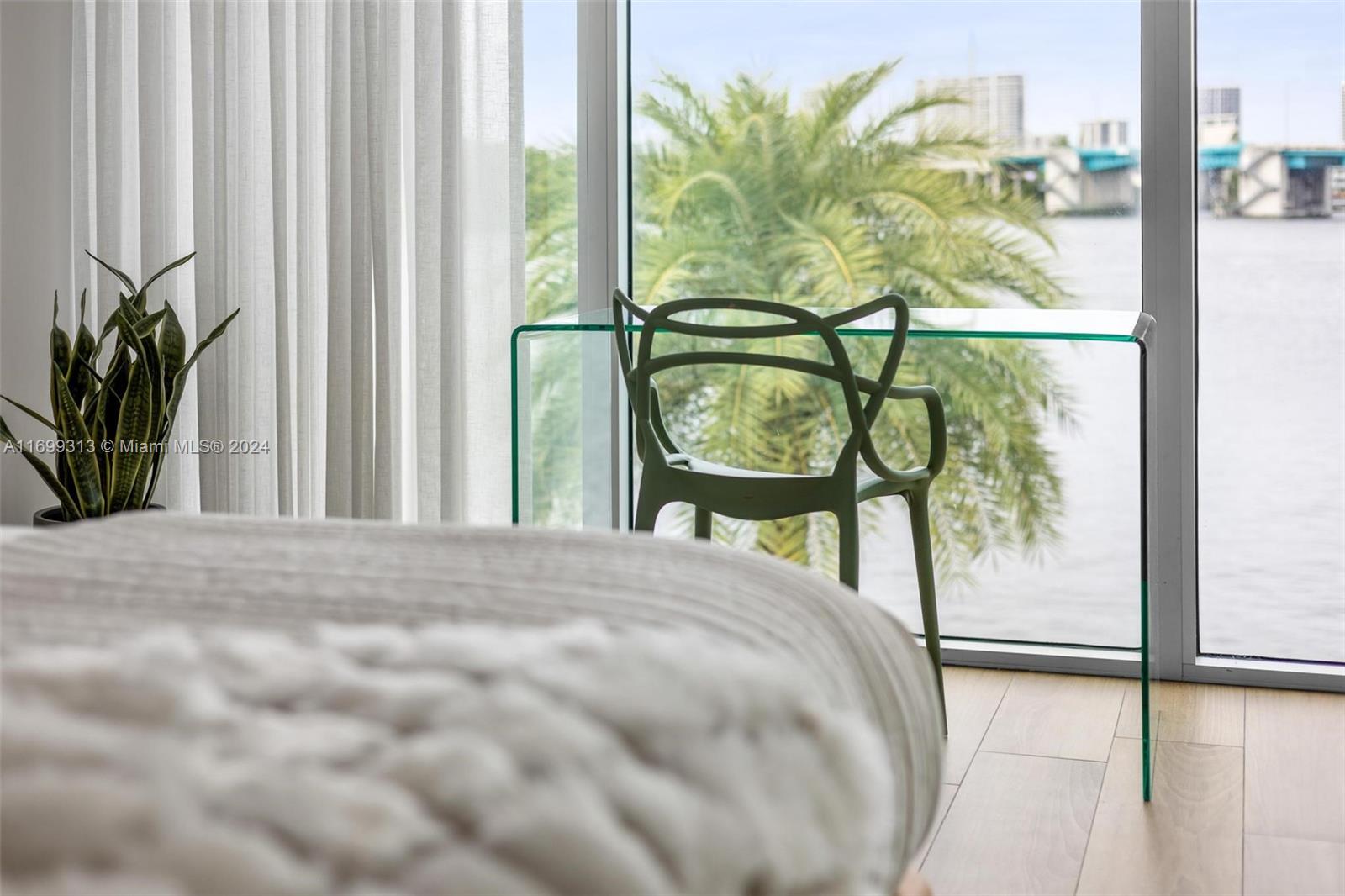 323 Atlantic Ave #Na Sunny Isles Beach, FL 33160