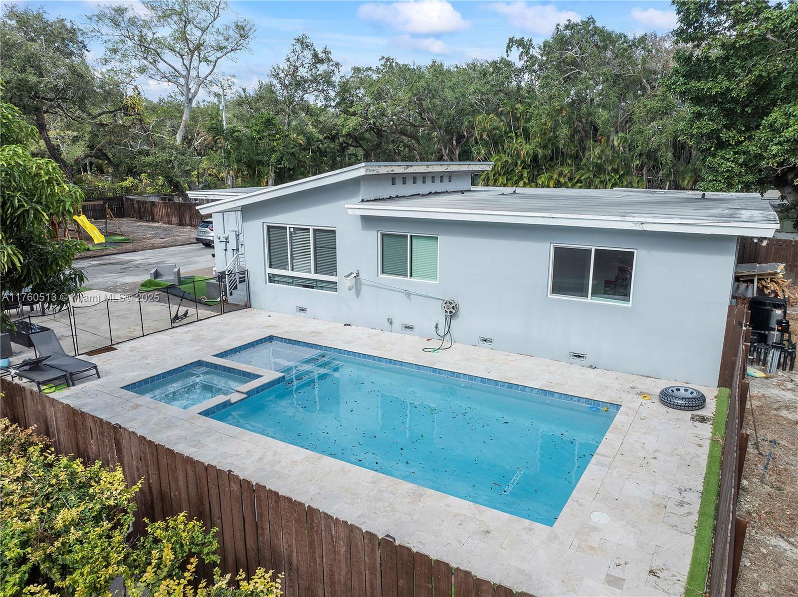 3981 SW 58th St Dania Beach, FL 33312