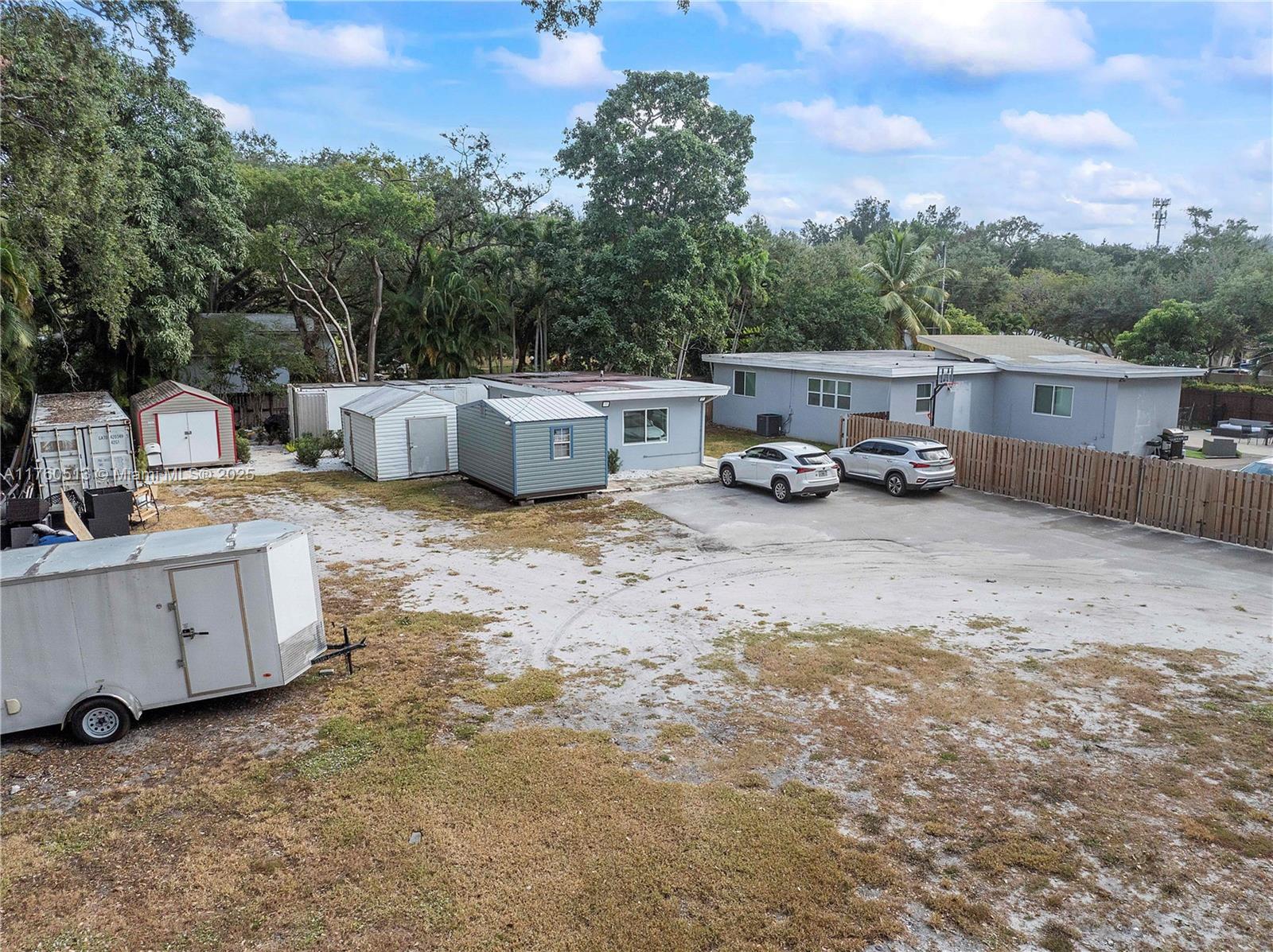 3981 SW 58th St Dania Beach, FL 33312