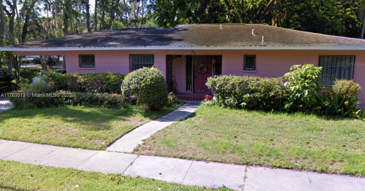 2528 W Palm