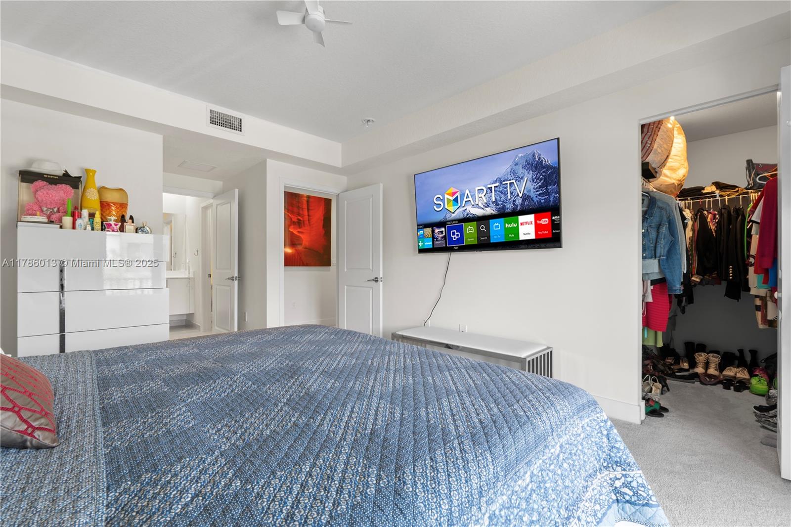 8292 NW 43rd St,Doral, FL 33166