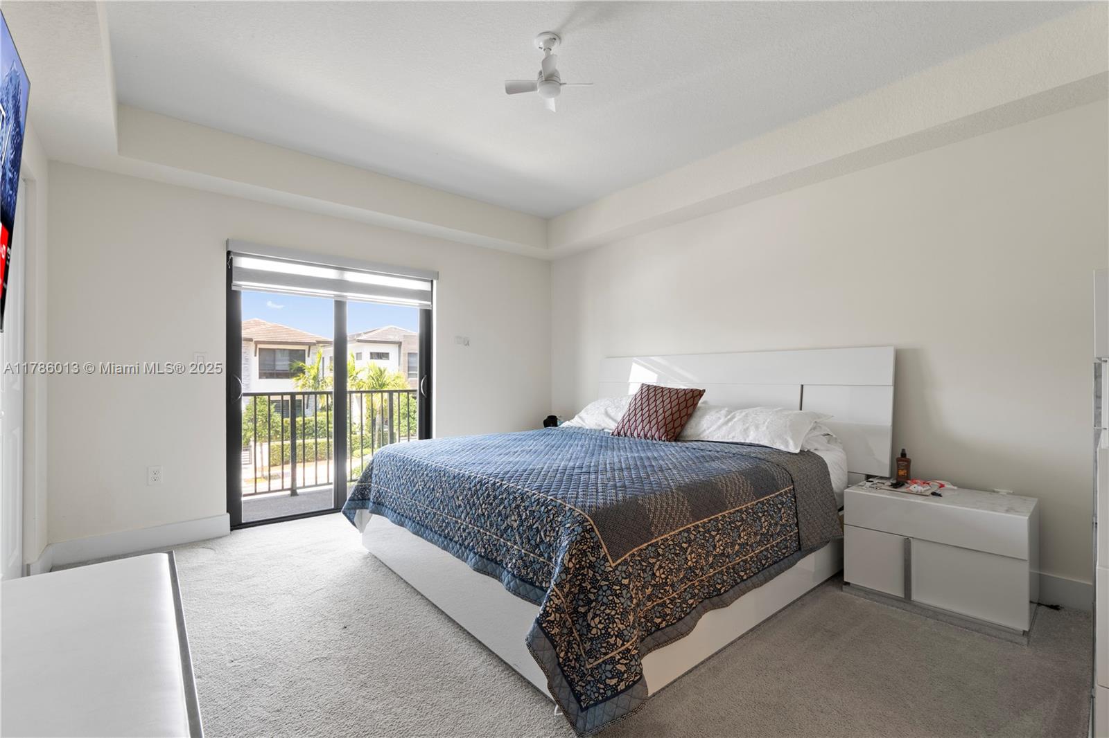 8292 NW 43rd St,Doral, FL 33166